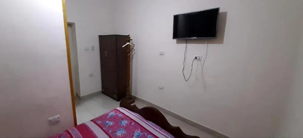 Bed in Pyramids View