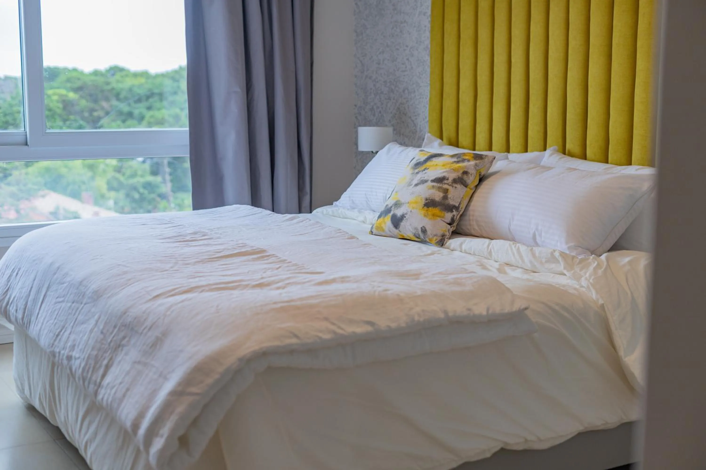 Photo of the whole room, Bed in Garden Suites Pinamar