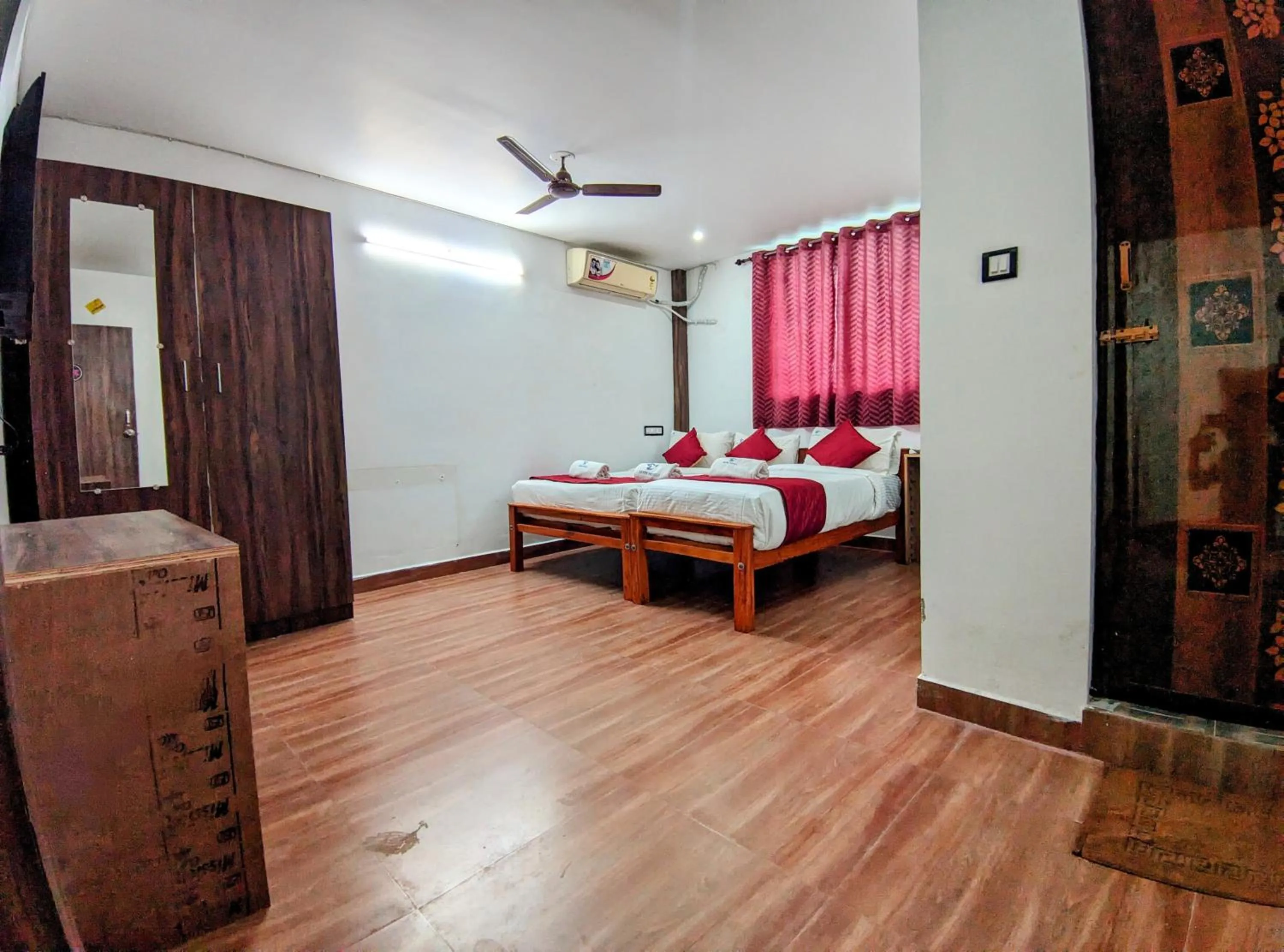 Bed in Skyry Hotels Singanallur