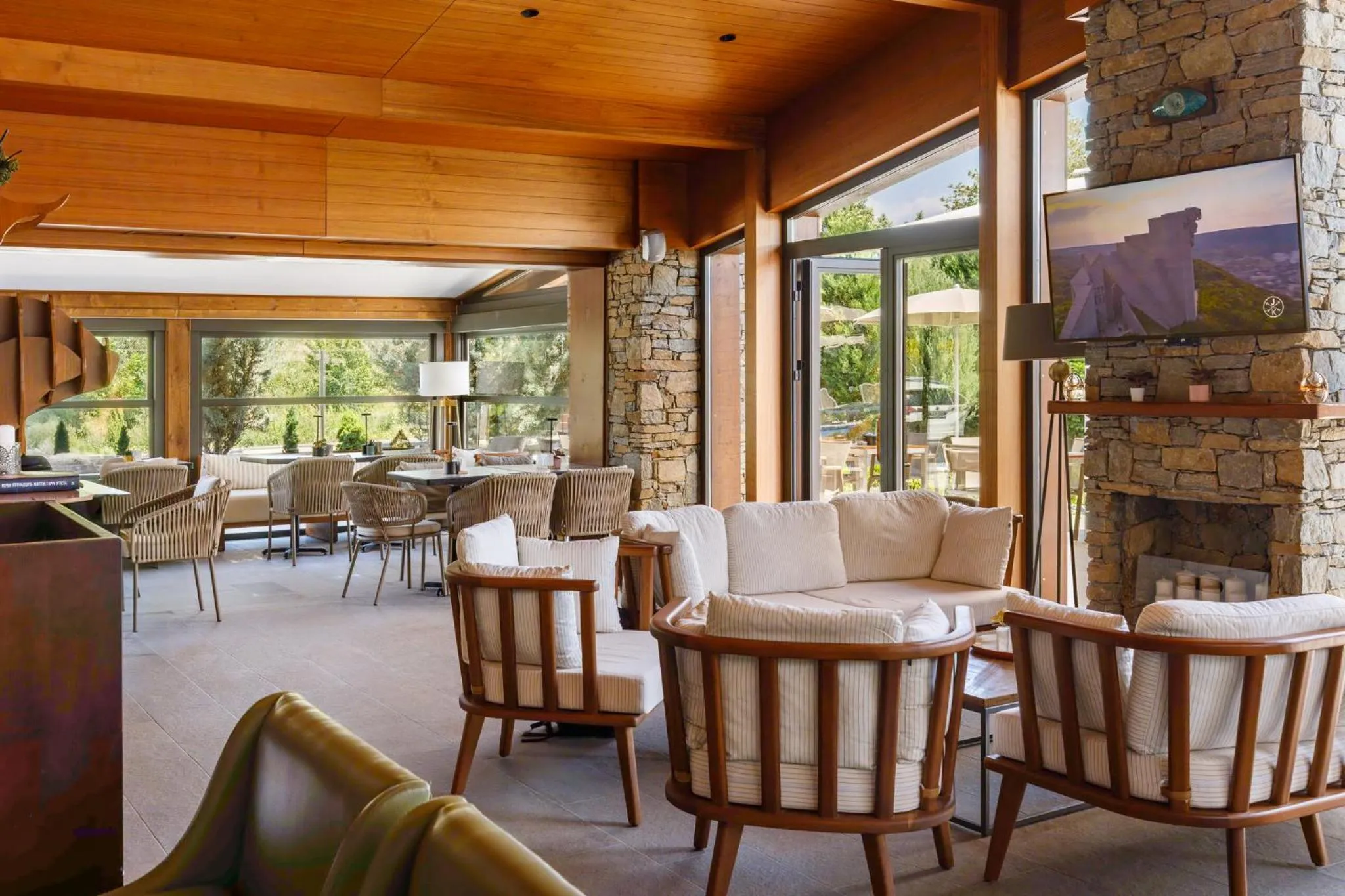 Lounge or bar in Regnum Banya Thermal Hotel