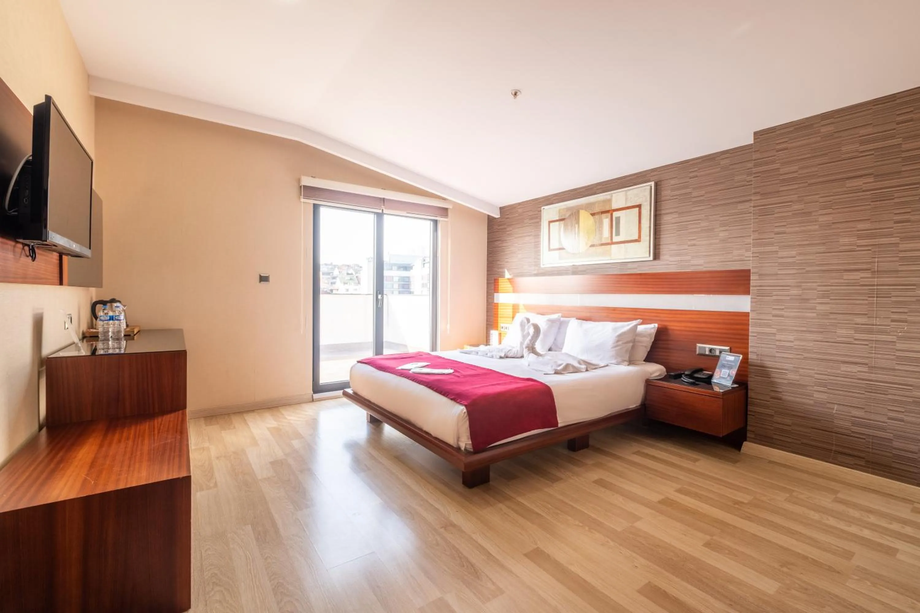 Communal lounge/ TV room, Bed in Park by Clover Nişantaşı Harbiye Şişli