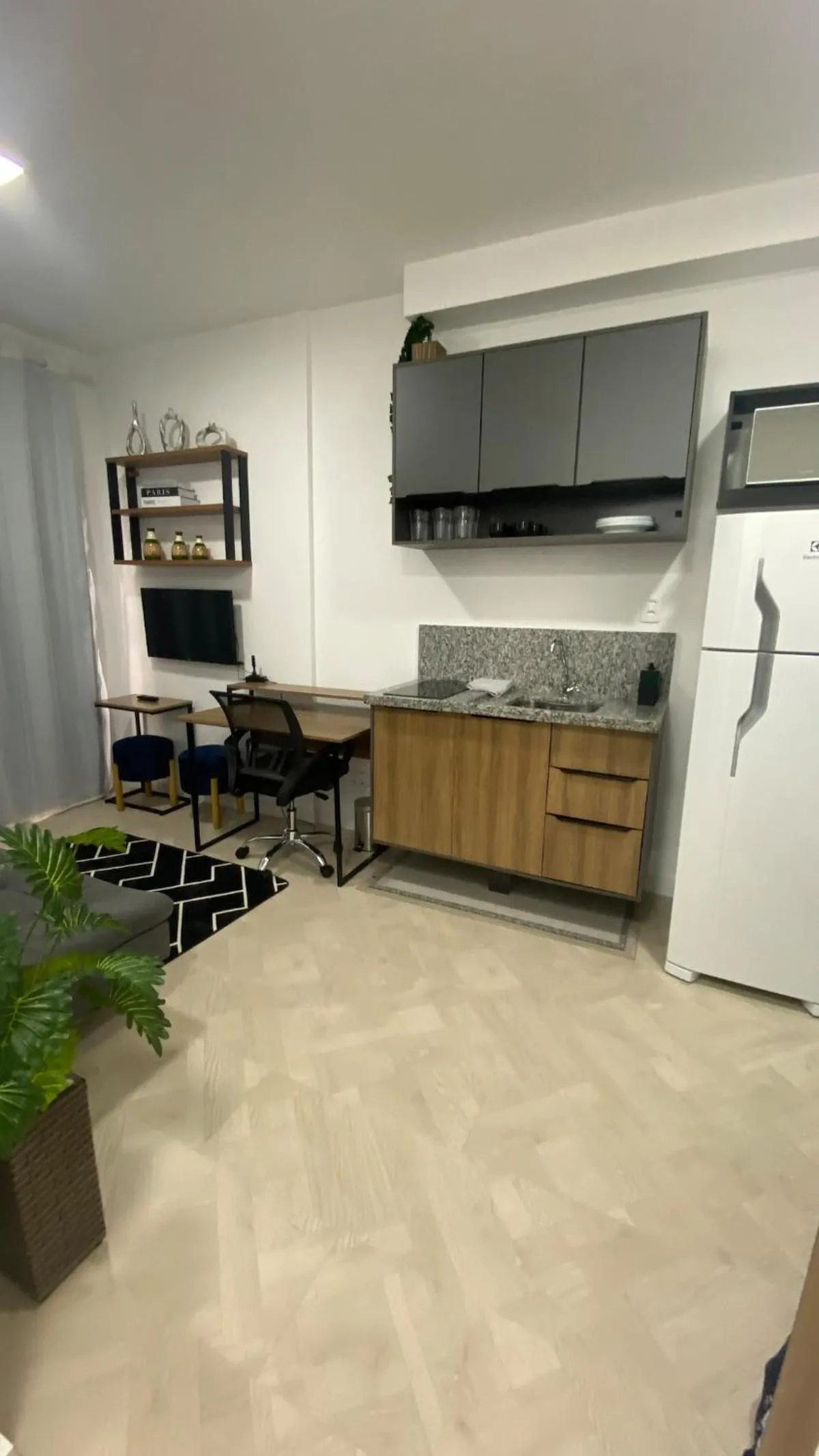 SM1106 - Lindo, Novo e Super Bem Localizado
