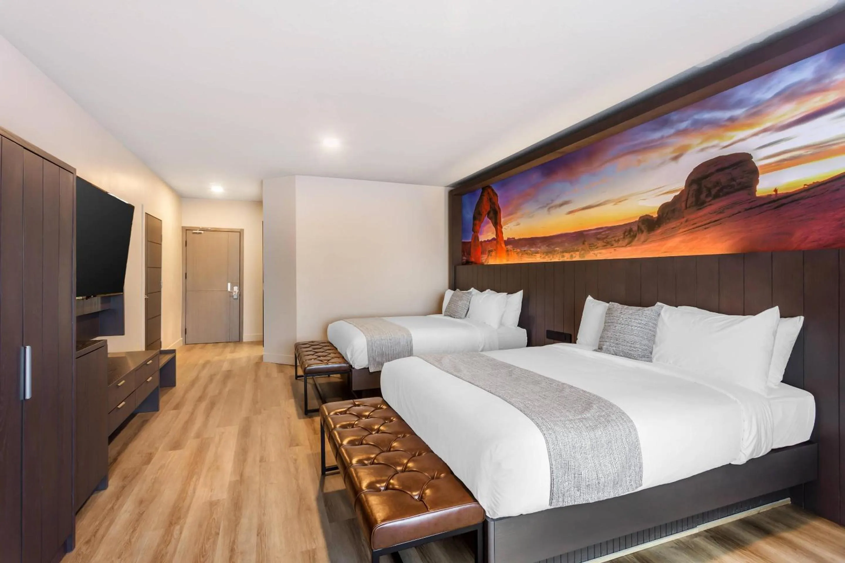 Bedroom, Bed in The Valor, an Ascend Collection Hotel