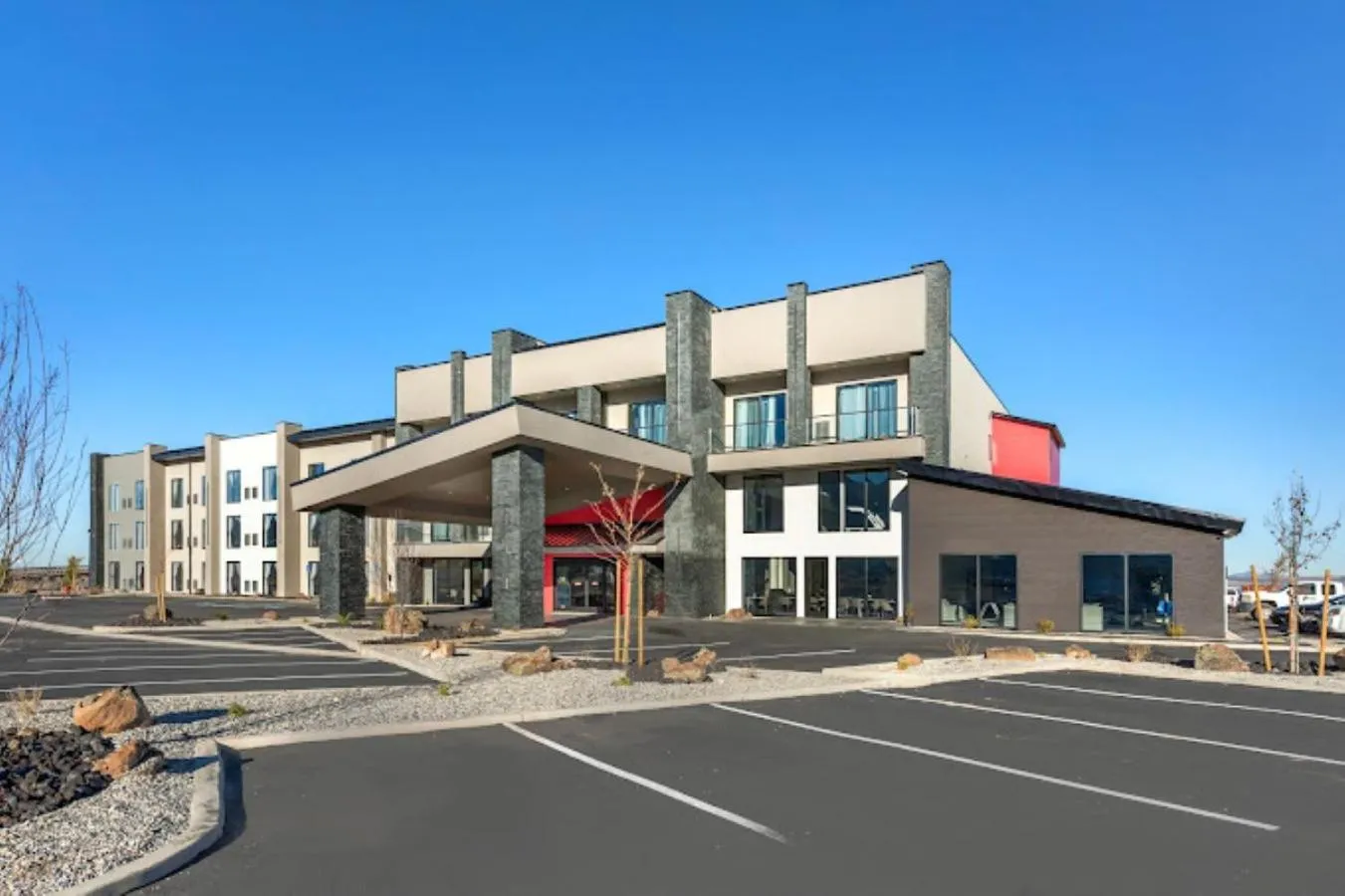 Property building in The Valor, an Ascend Collection Hotel