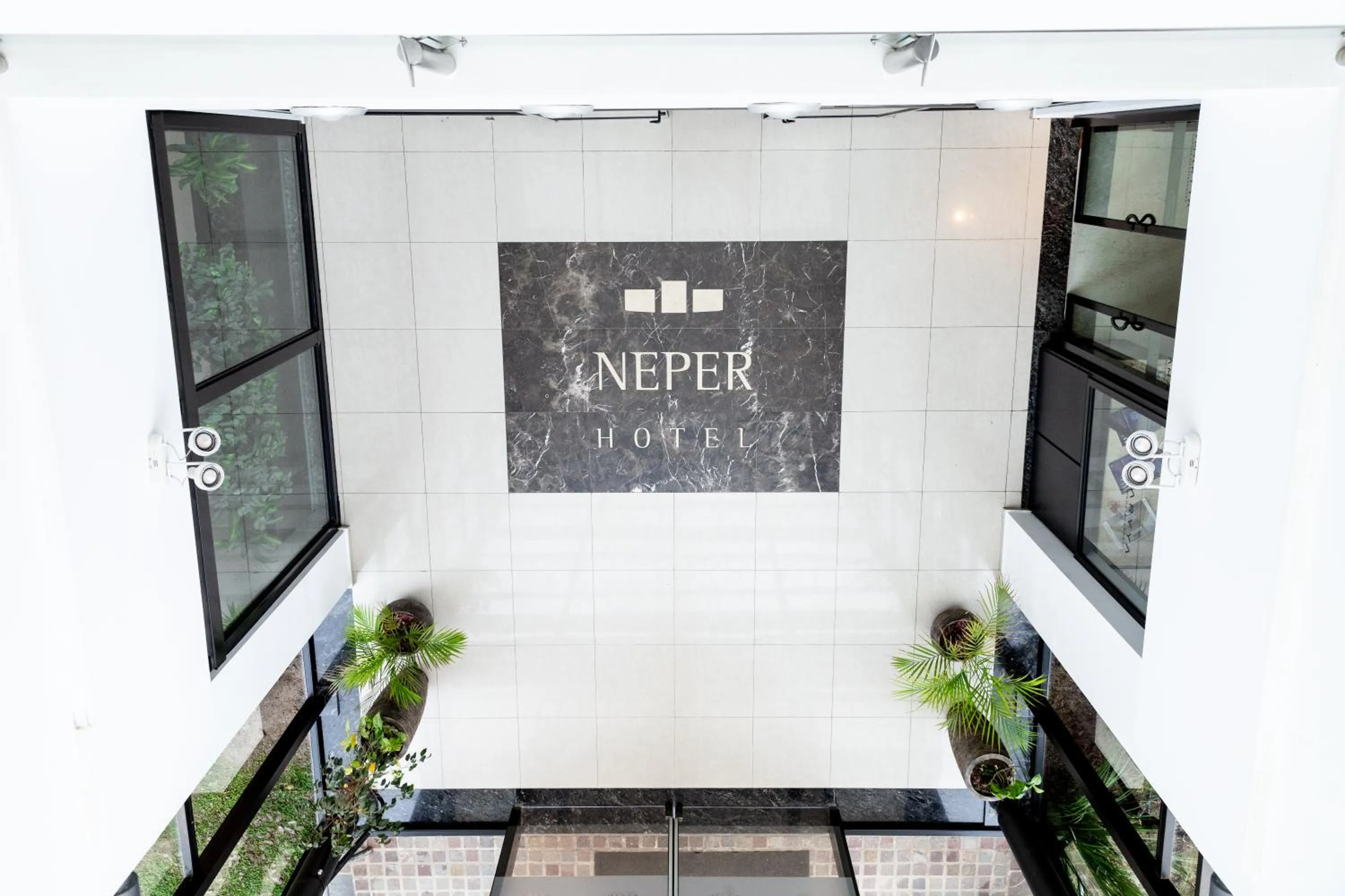 Facade/entrance in Neper Hotel