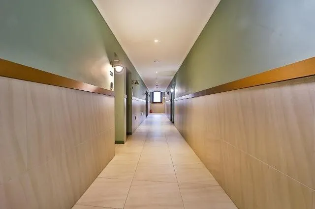 Suwon Brown Dot Suwon Ingyegyo