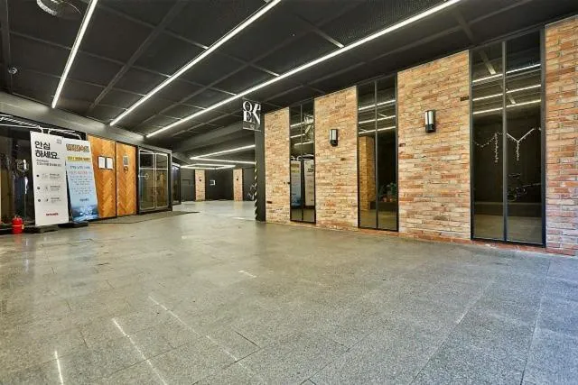 Anyang Premier Hotel XYM