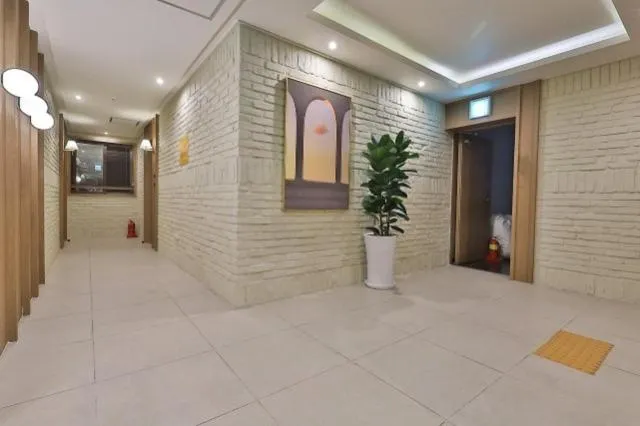 Busan Guseodong Hotel Button