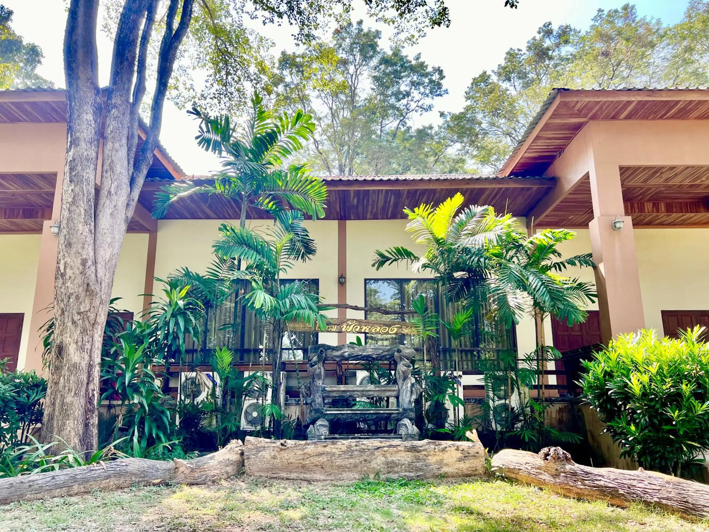 Property building in Fahluang Resort