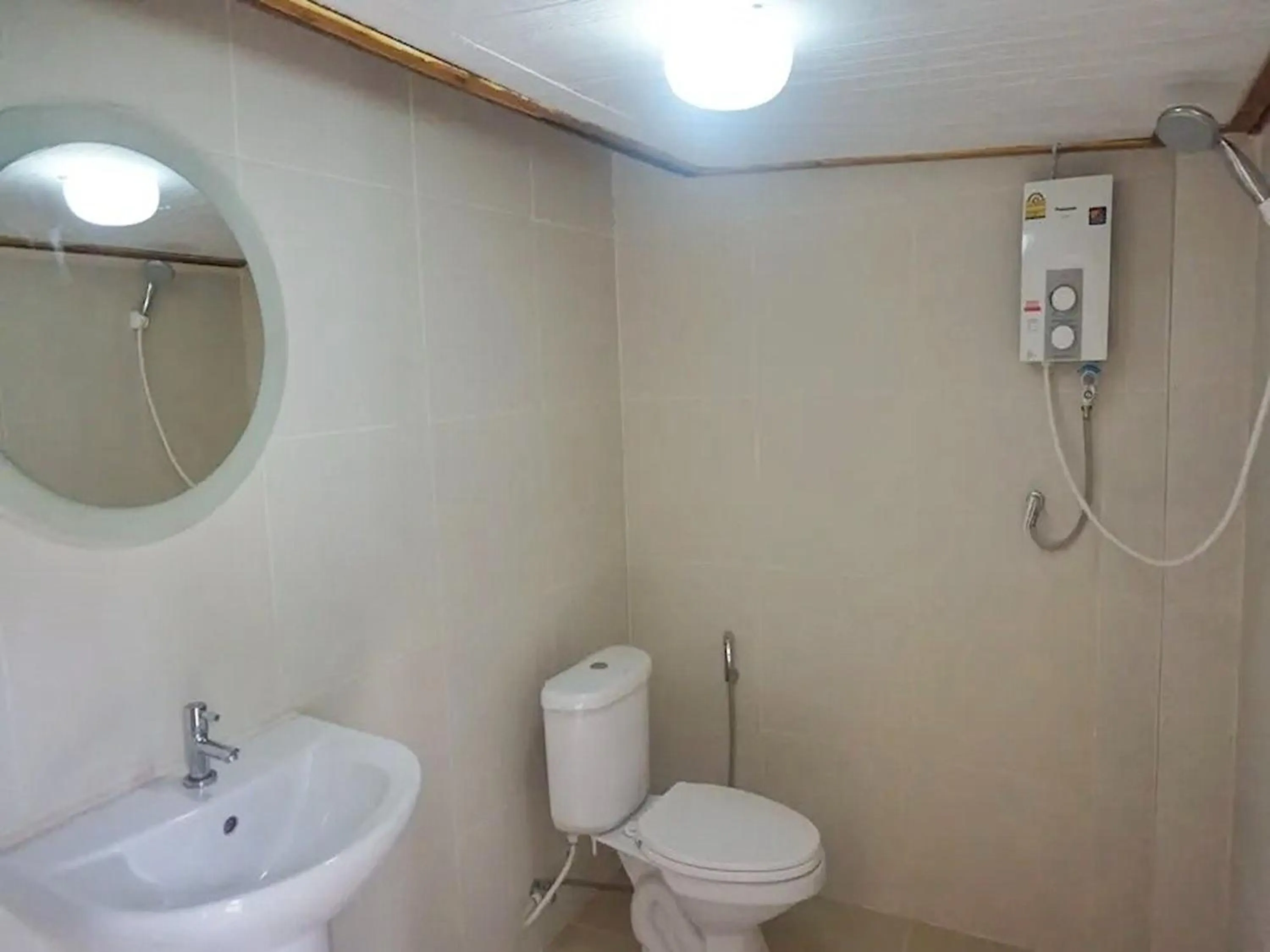 Bathroom in Fahluang Resort