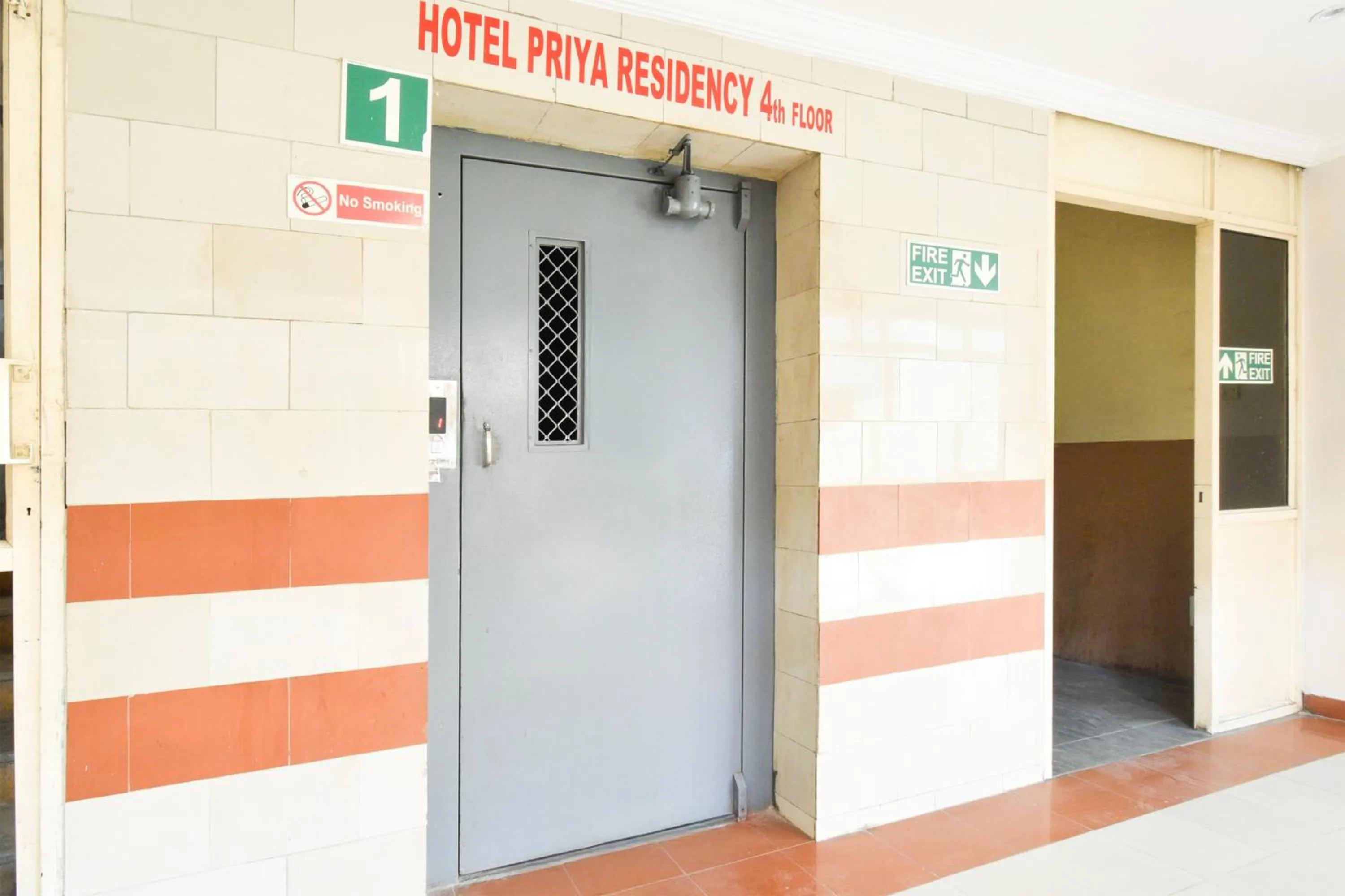 Facade/entrance in Hotel O Vaishnavi Residency