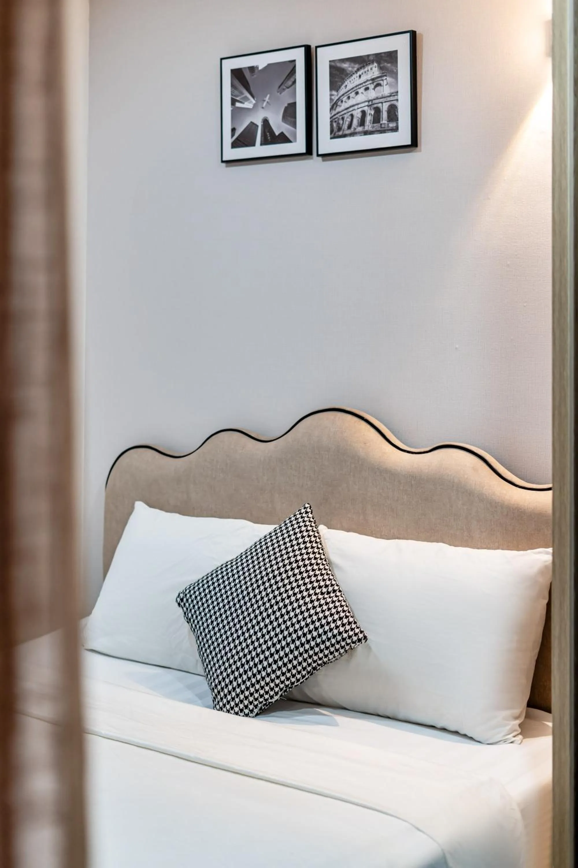 Bed in Lotus Lalala Inn Hotel