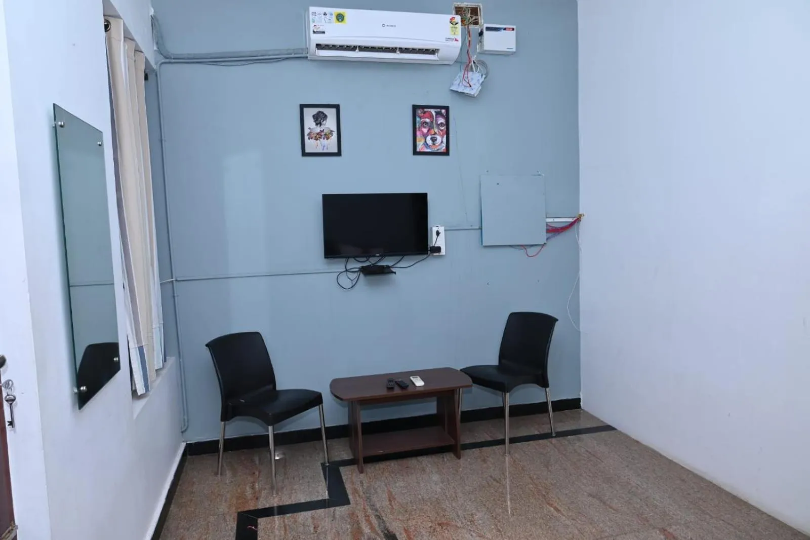 TV and multimedia in Prakash Residence - White Town