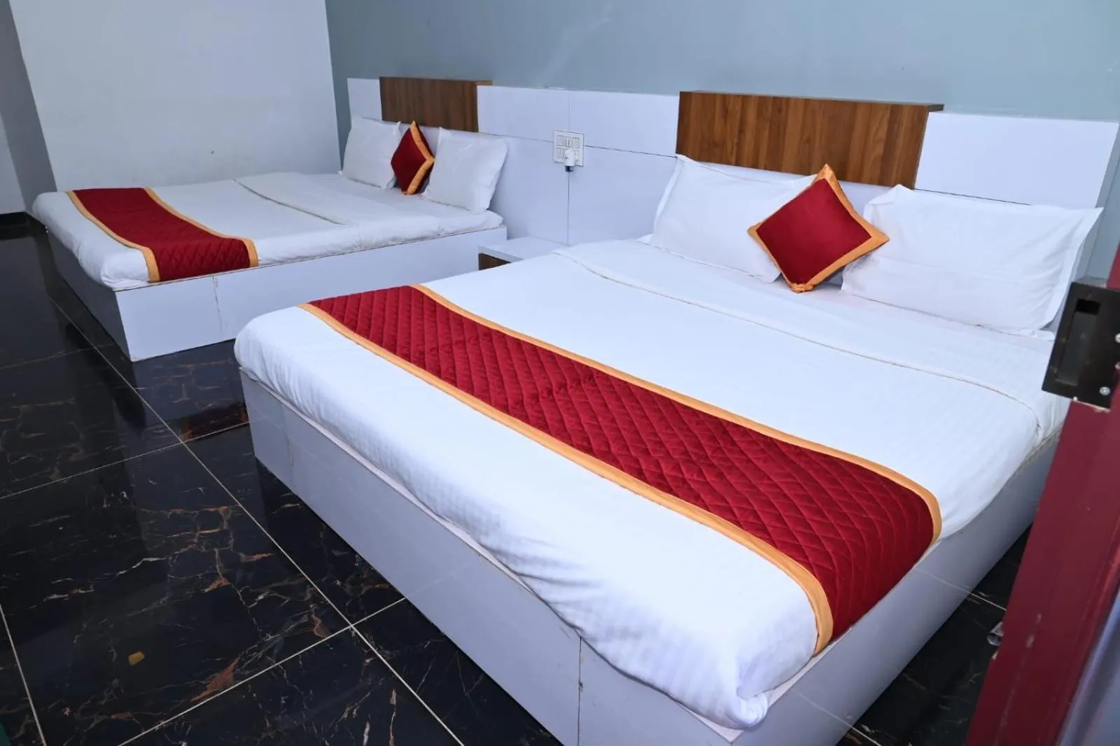 Photo of the whole room, Bed in Prakash Residence - White Town