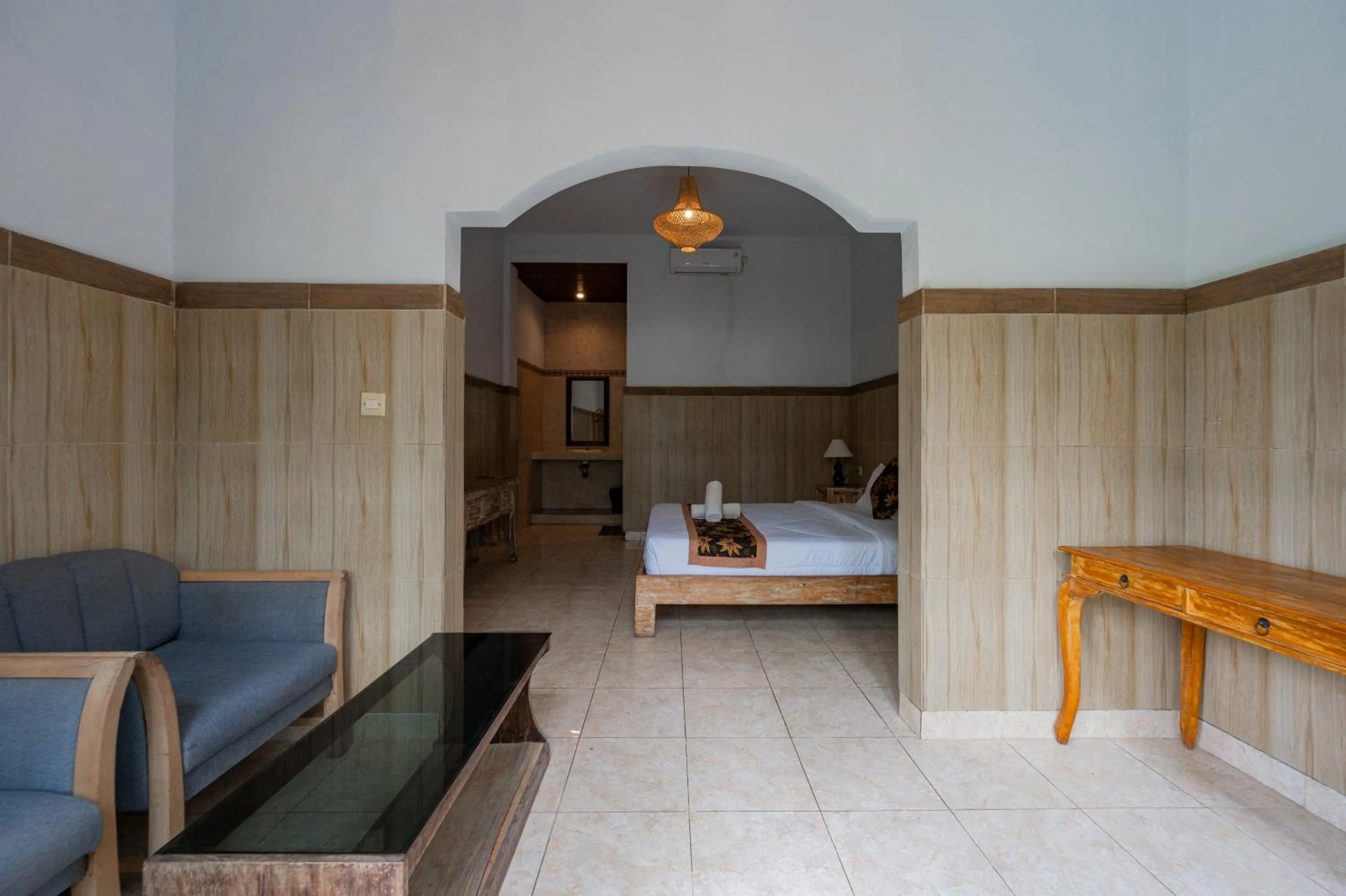 Bedroom, Bed in Agung Homestay Canggu Mitra RedDoorz