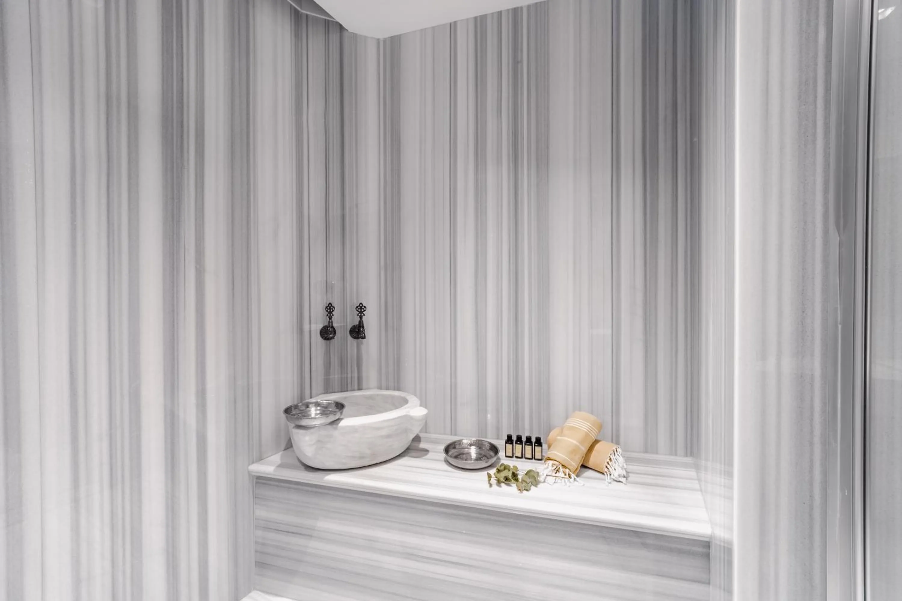 Public Bath in Me by Mula