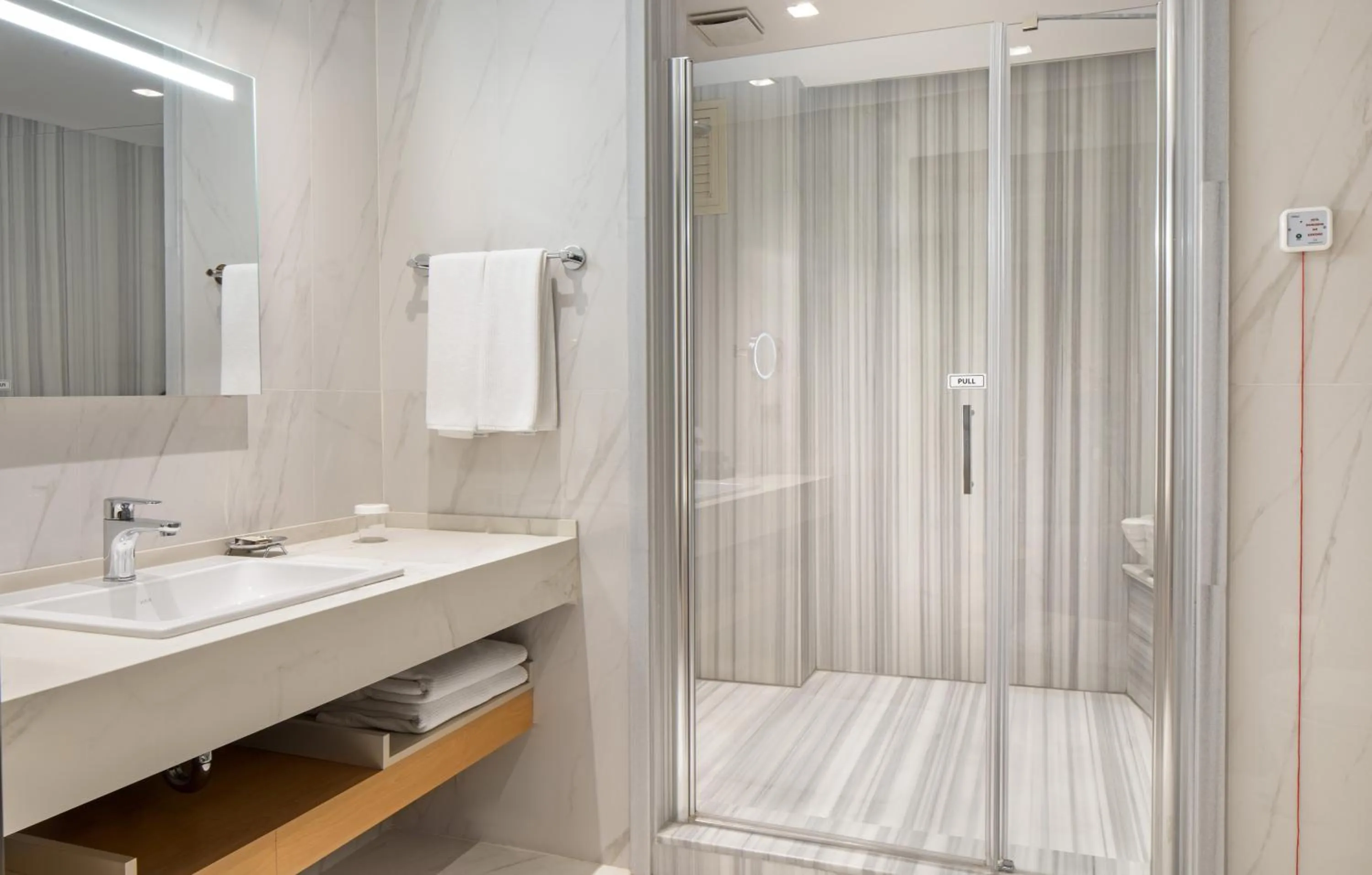 Bathroom in Me by Mula