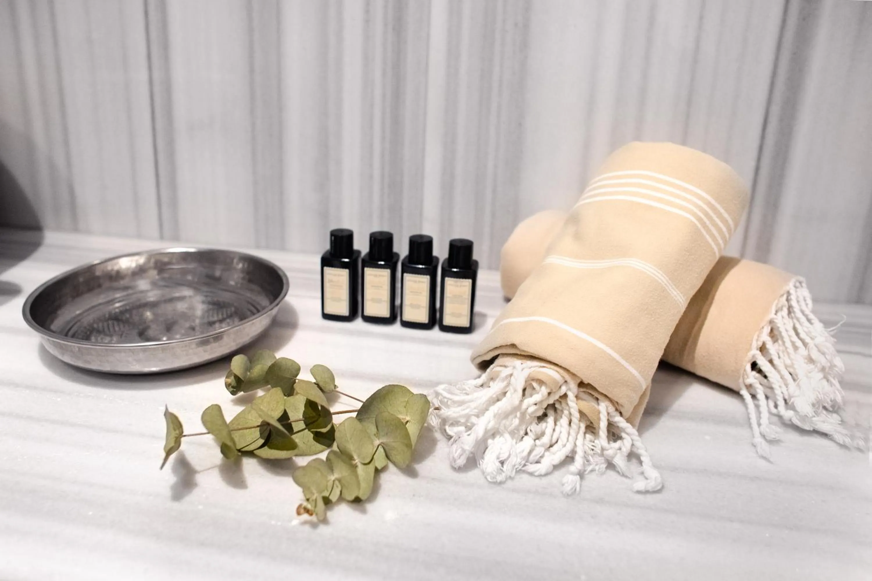 Public Bath in Me by Mula