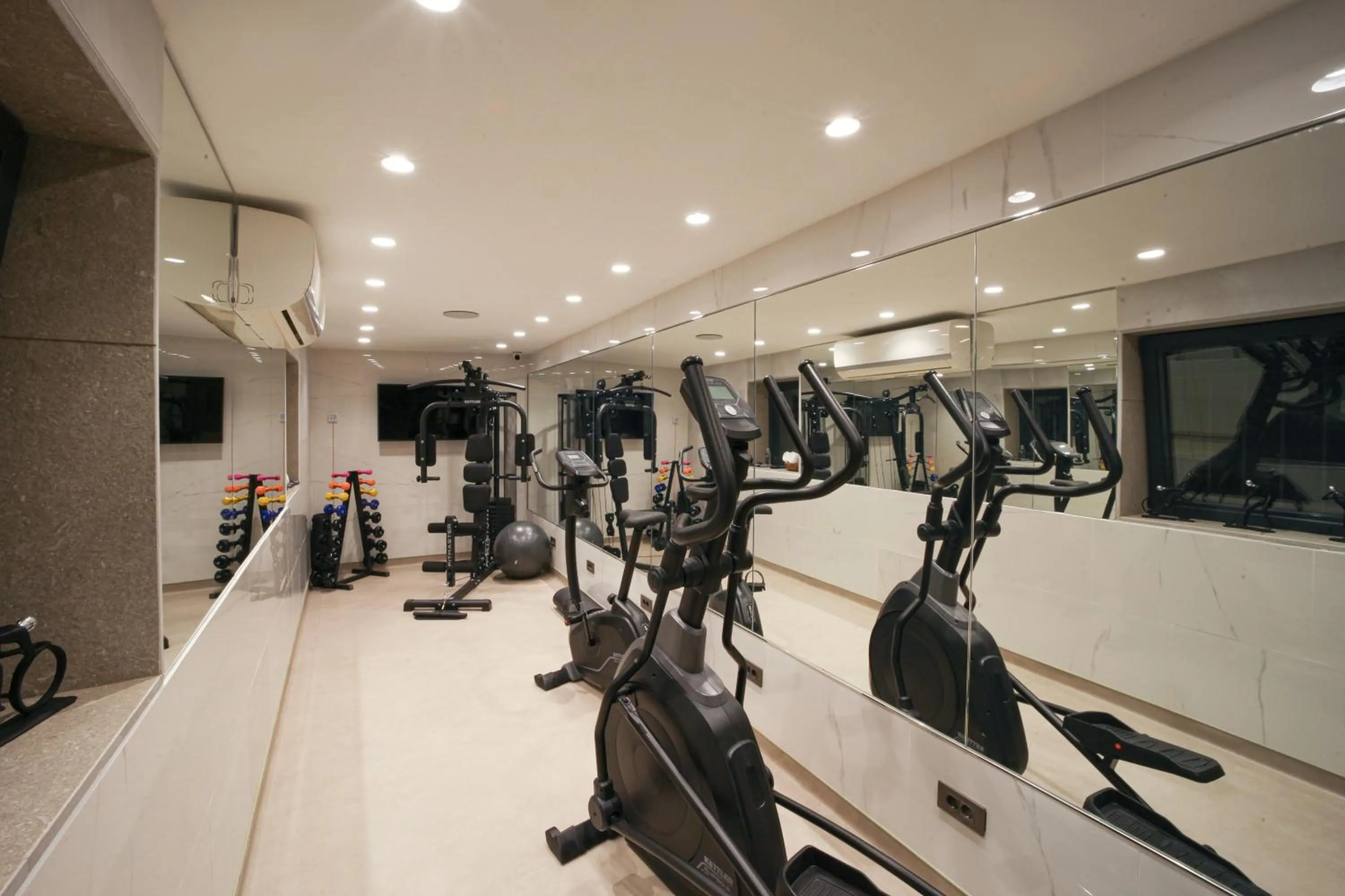Fitness centre/facilities in Me by Mula