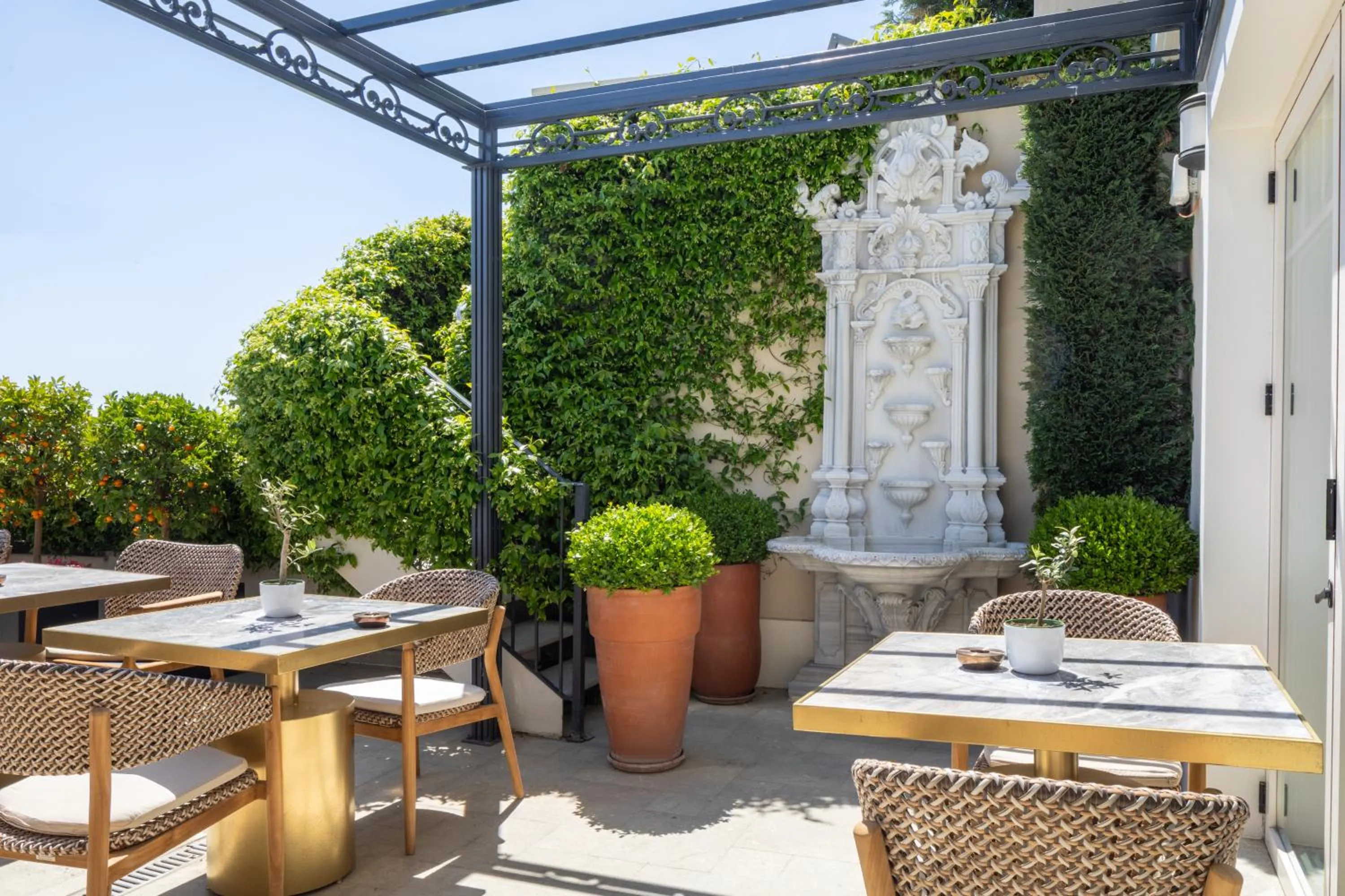 Restaurant/places to eat in Me by Mula