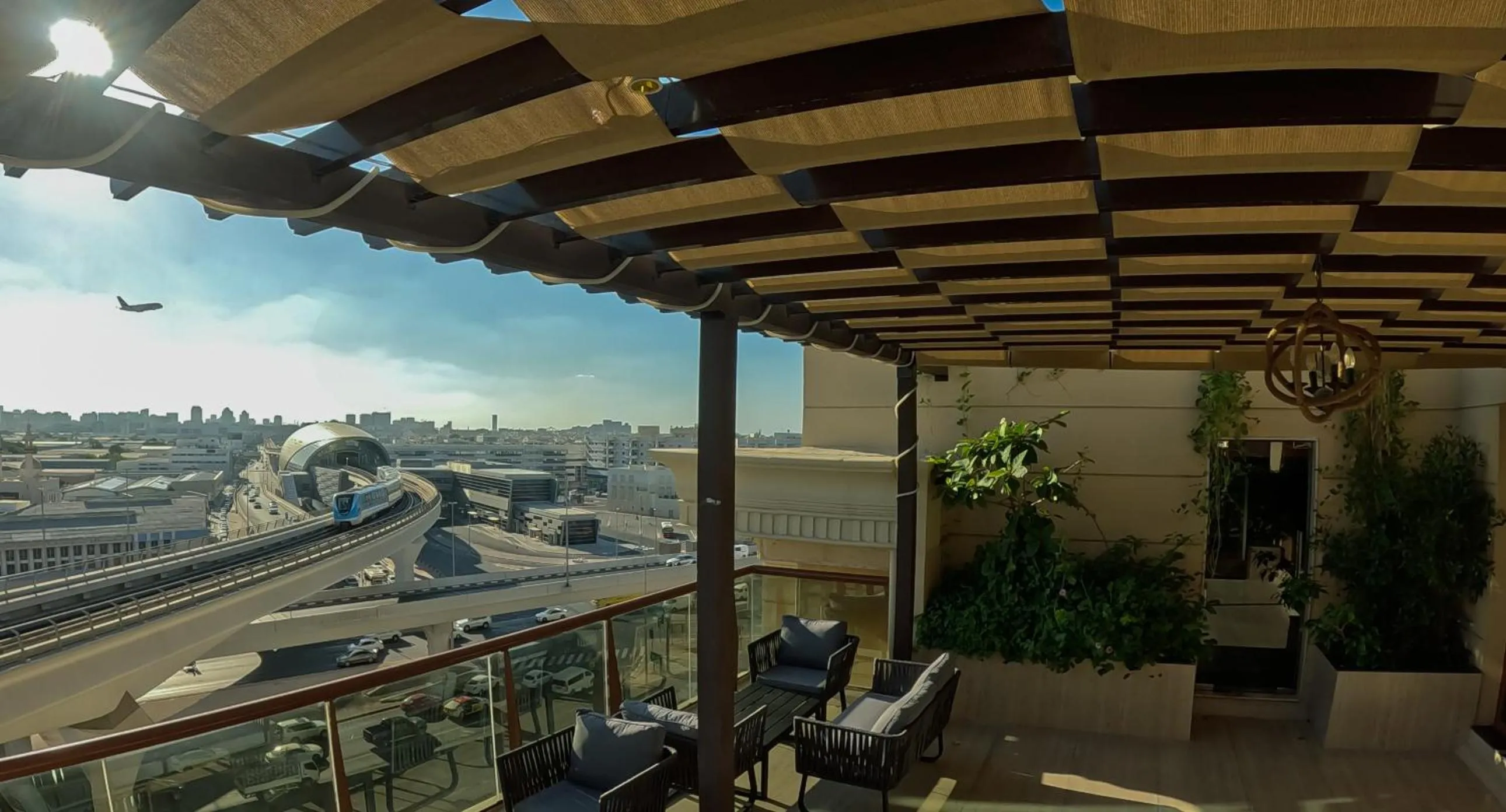 Day in La Zona Continental Hotel