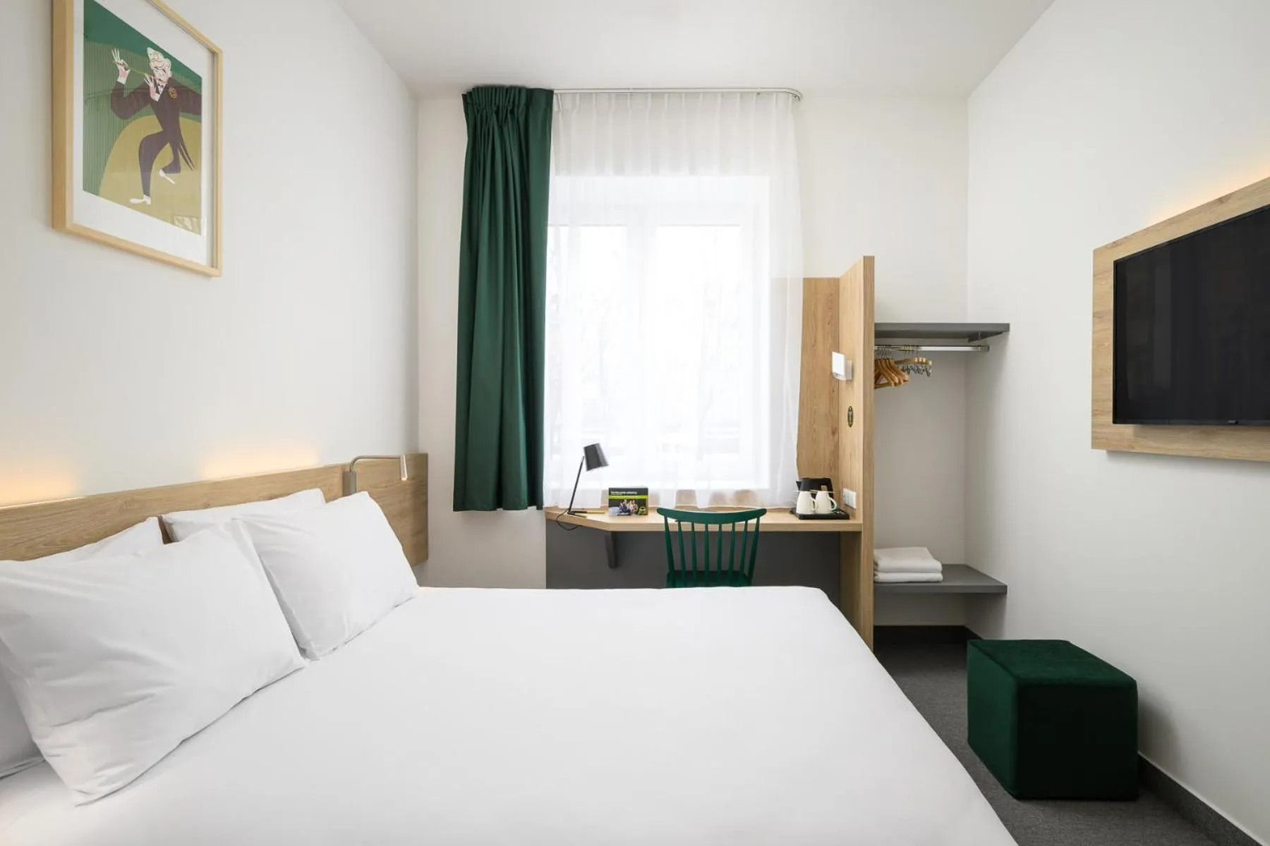 Bed in B&B HOTEL Kalisz Centrum