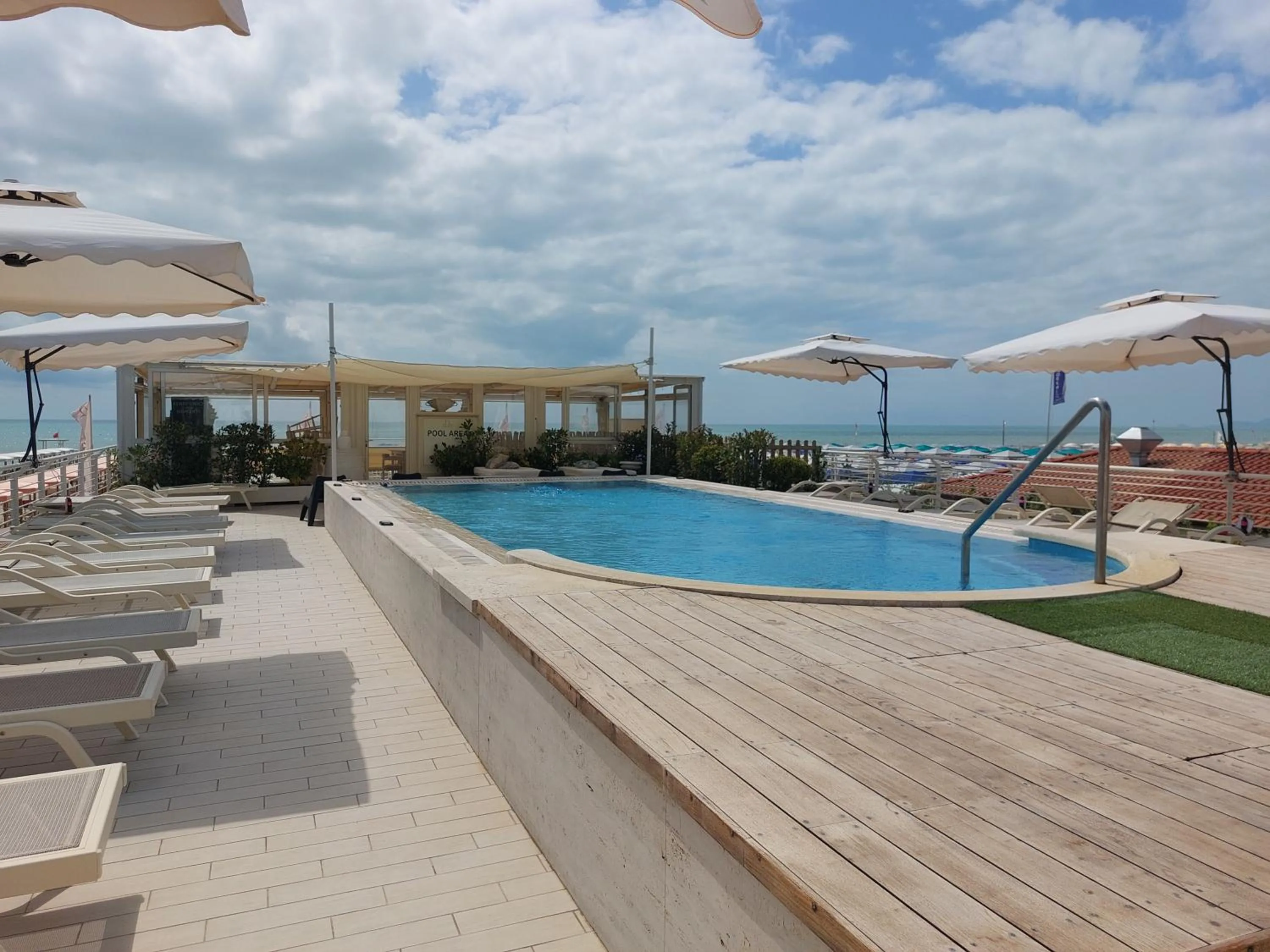 Pool view in Danio beach house