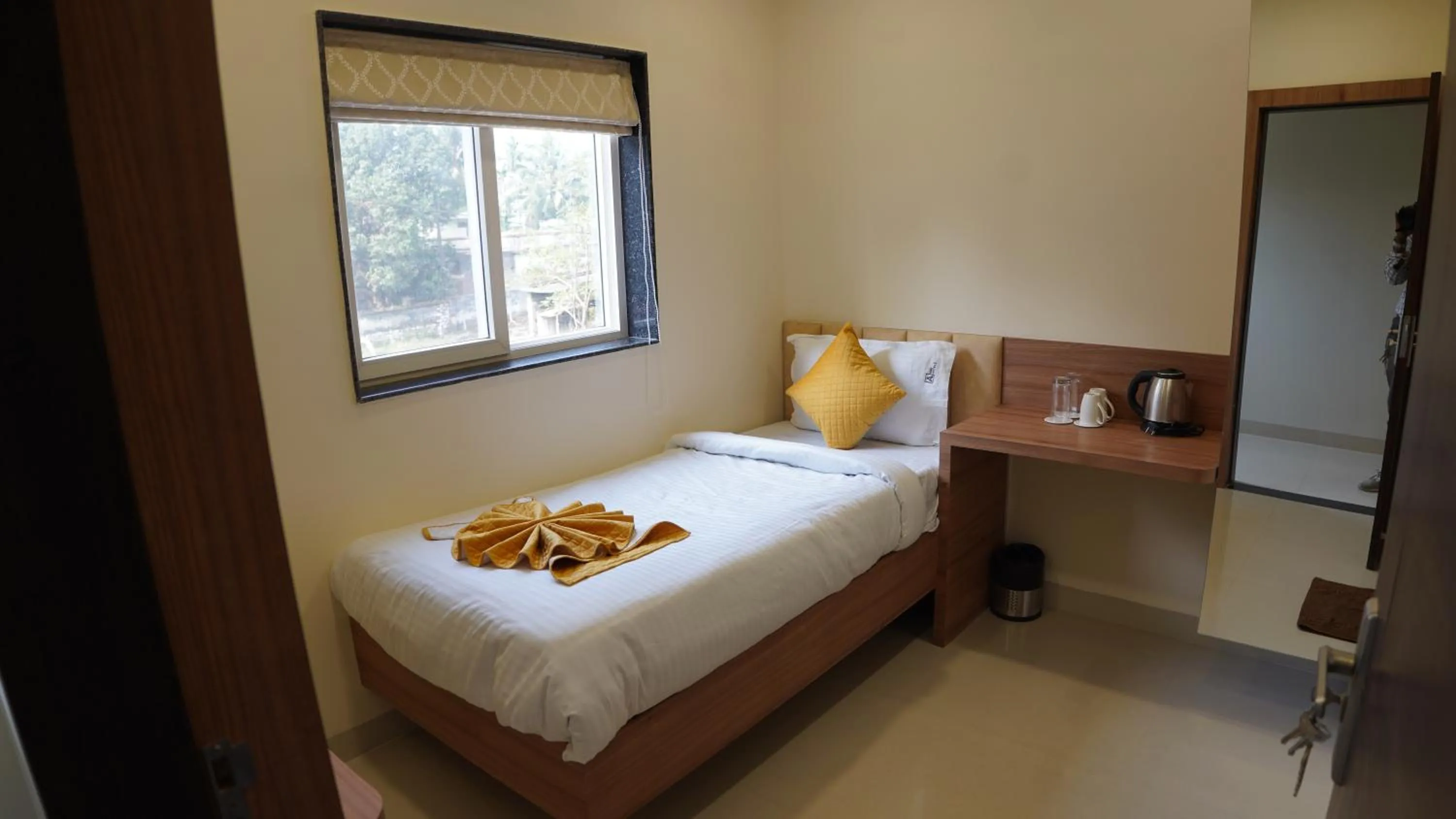 View (from property/room), Bed in ARK Hotels