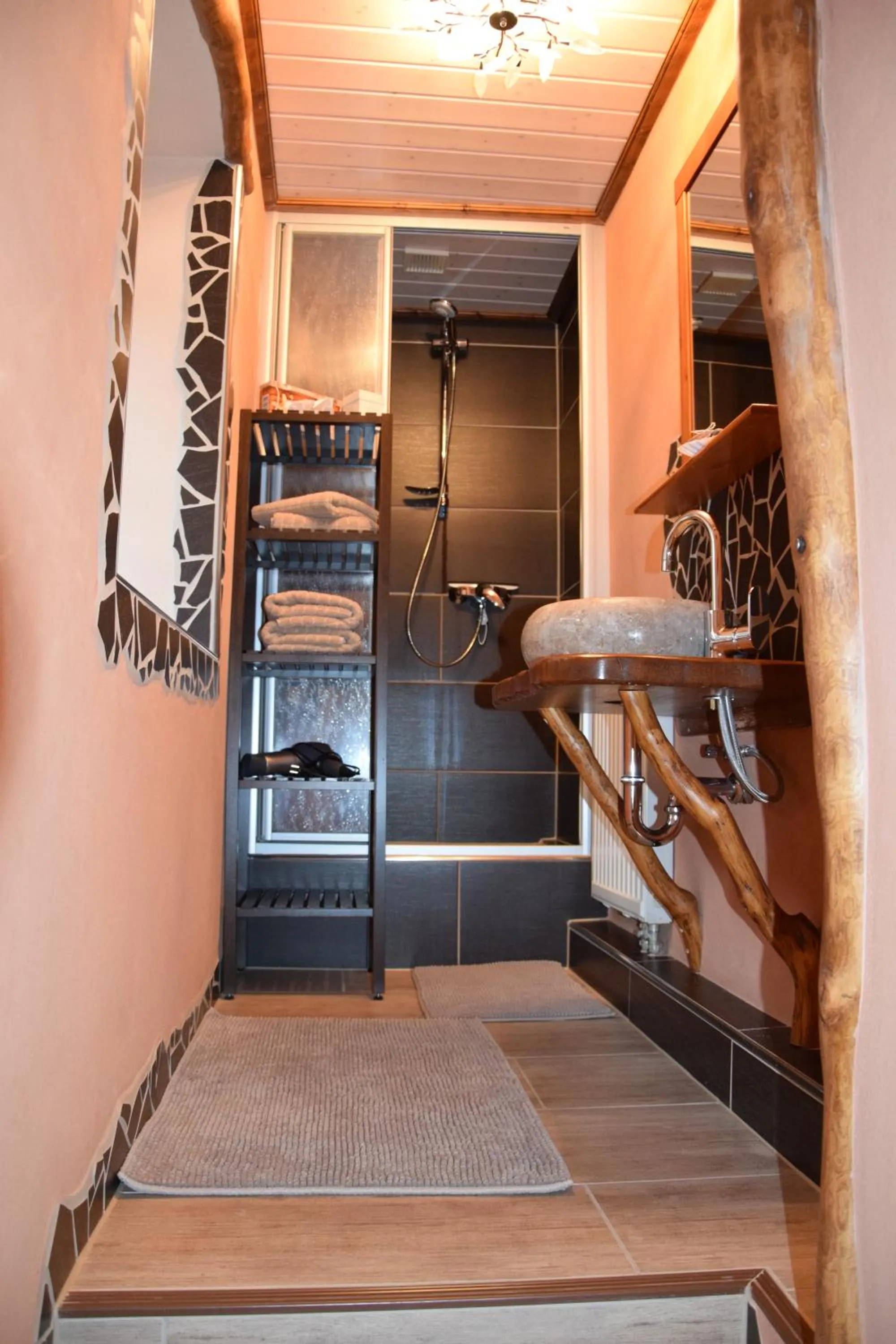Shower in Ferienwohnung Könitz, Ricarda