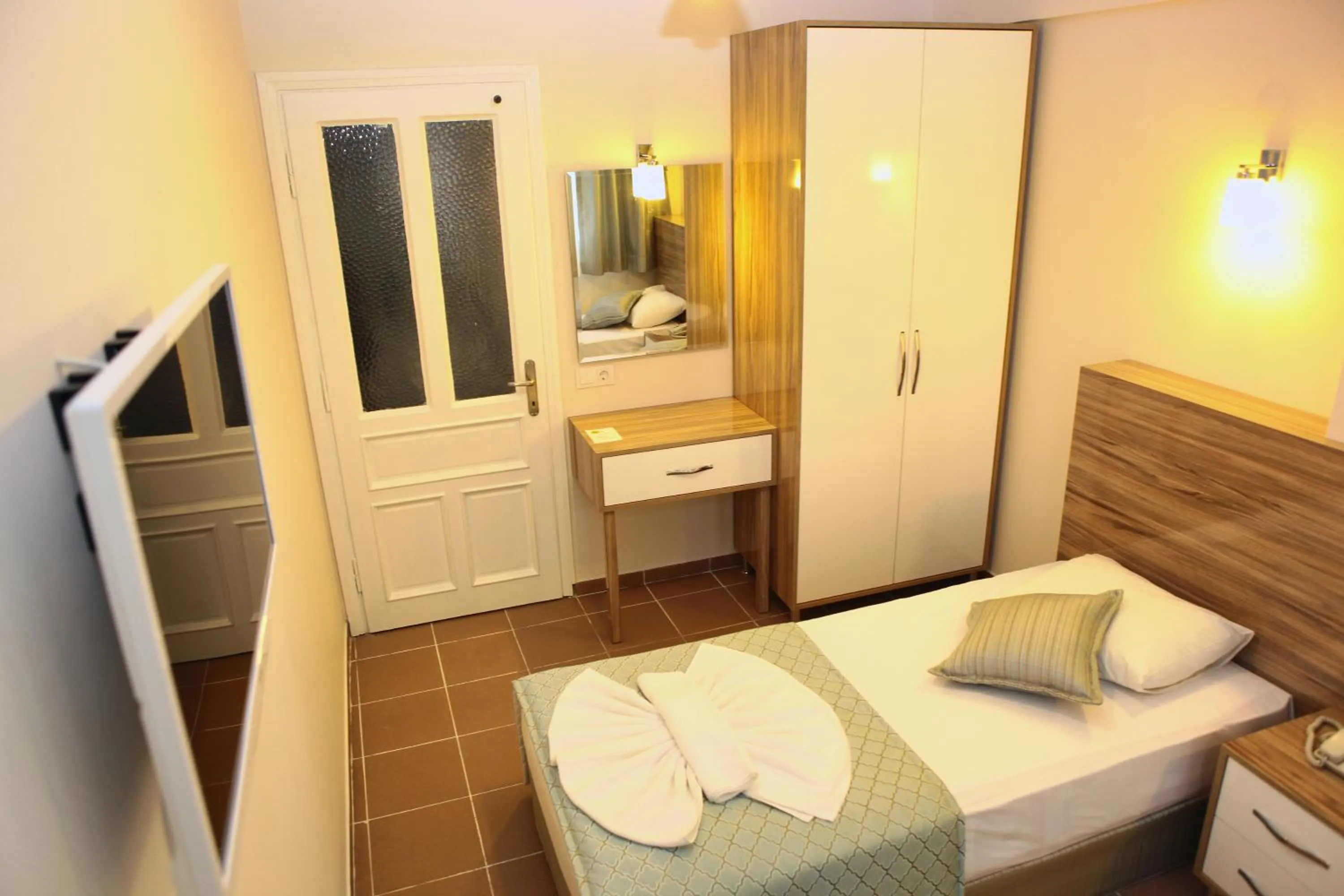 Photo of the whole room, Bed in Narcis Apart Hotel