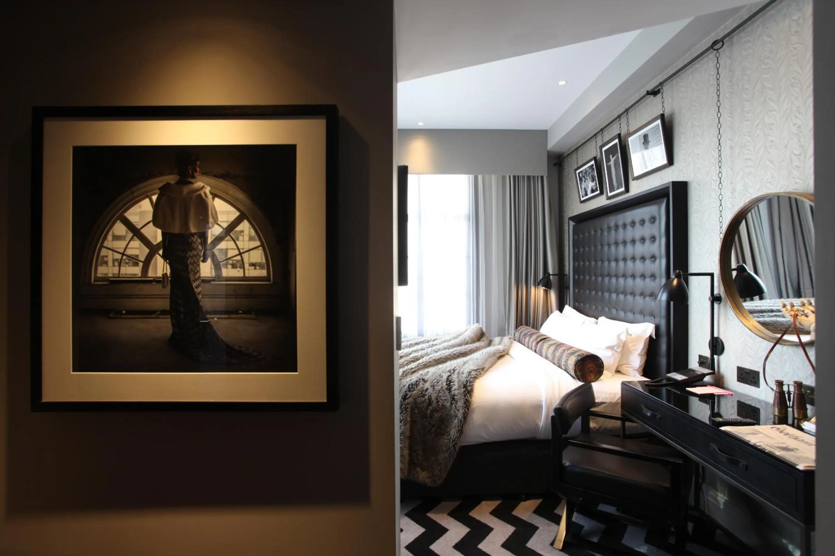 Bed in Hotel Gotham