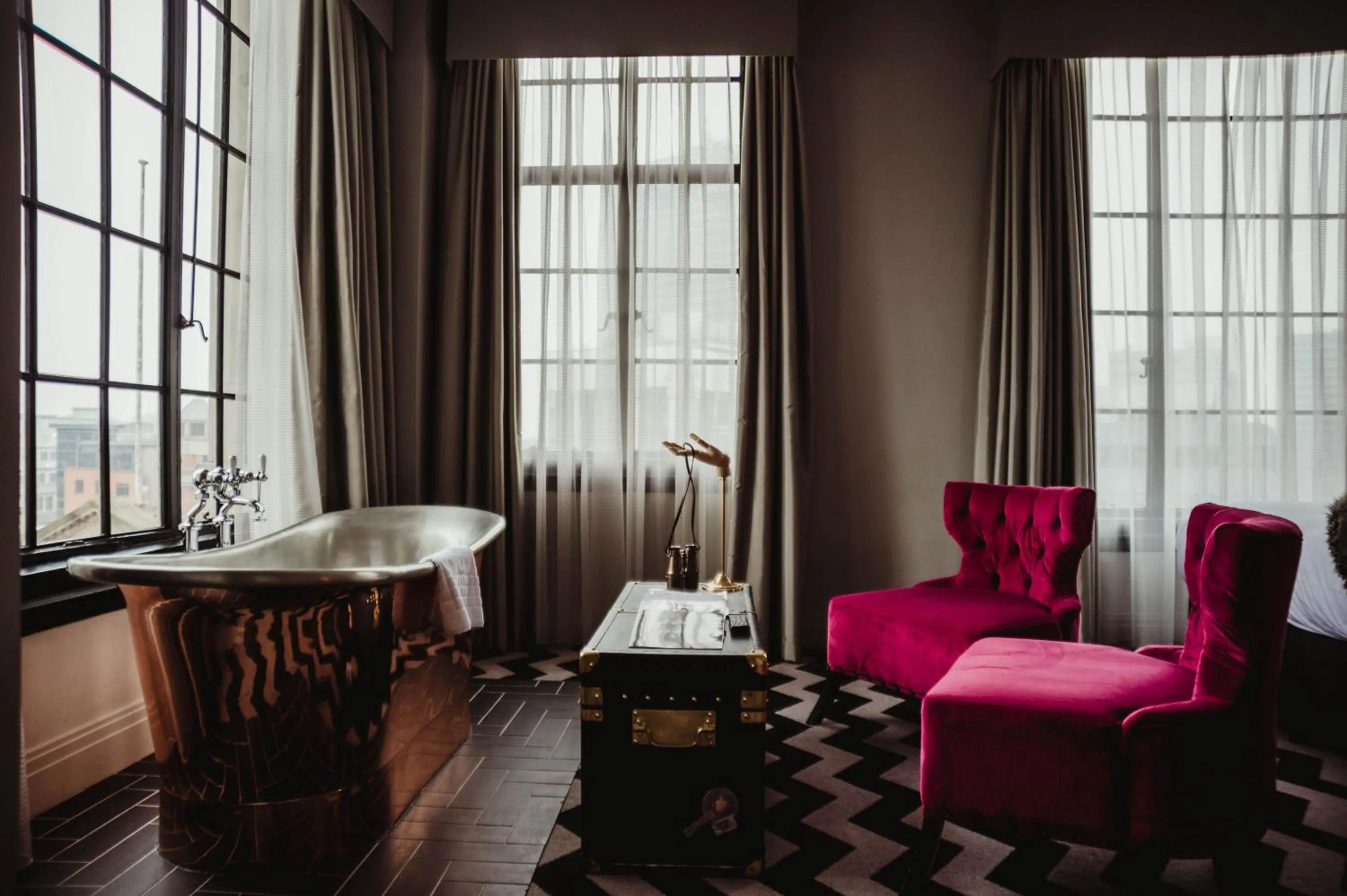 Bath in Hotel Gotham