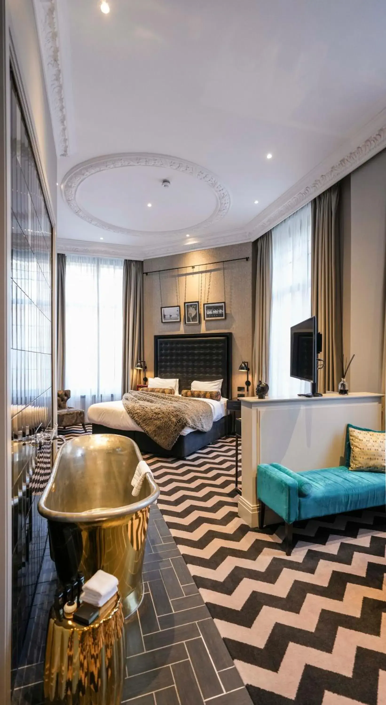 Bank Managers Suite in Hotel Gotham Bank Managers Suite in Hotel Gotham