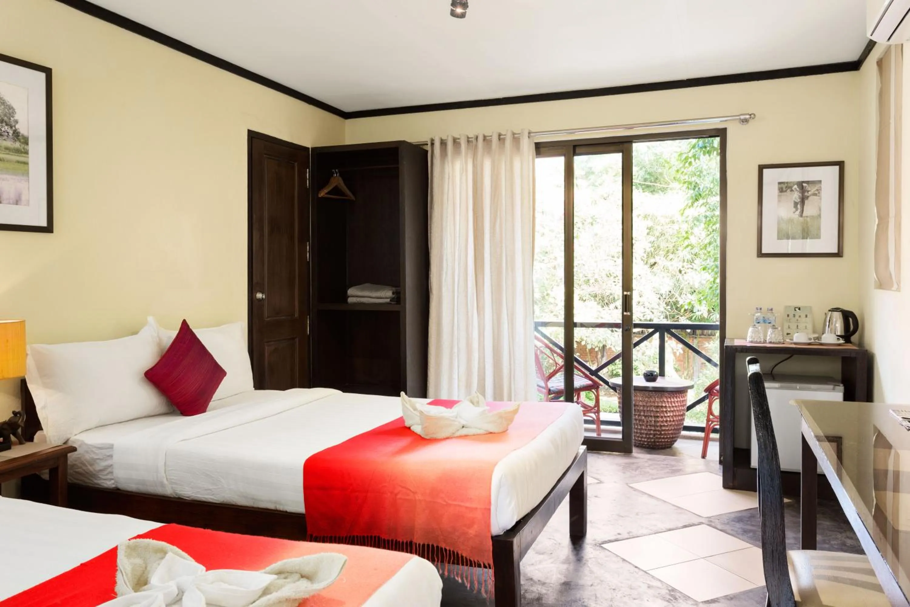 Bedroom, Bed in The Cockatoo Nature Resort & Spa