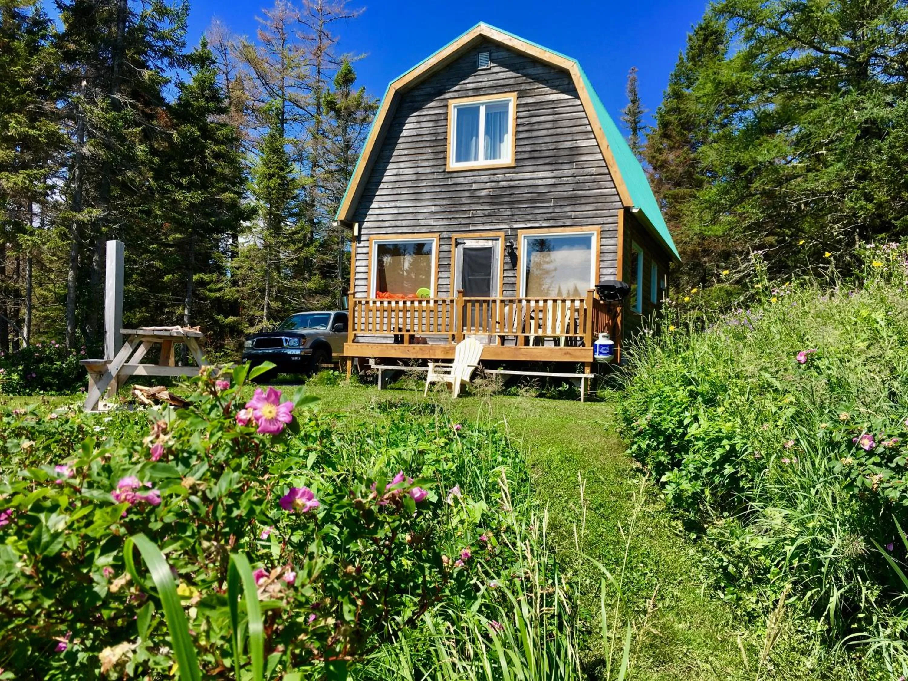 Property building in Chalets du bout du monde