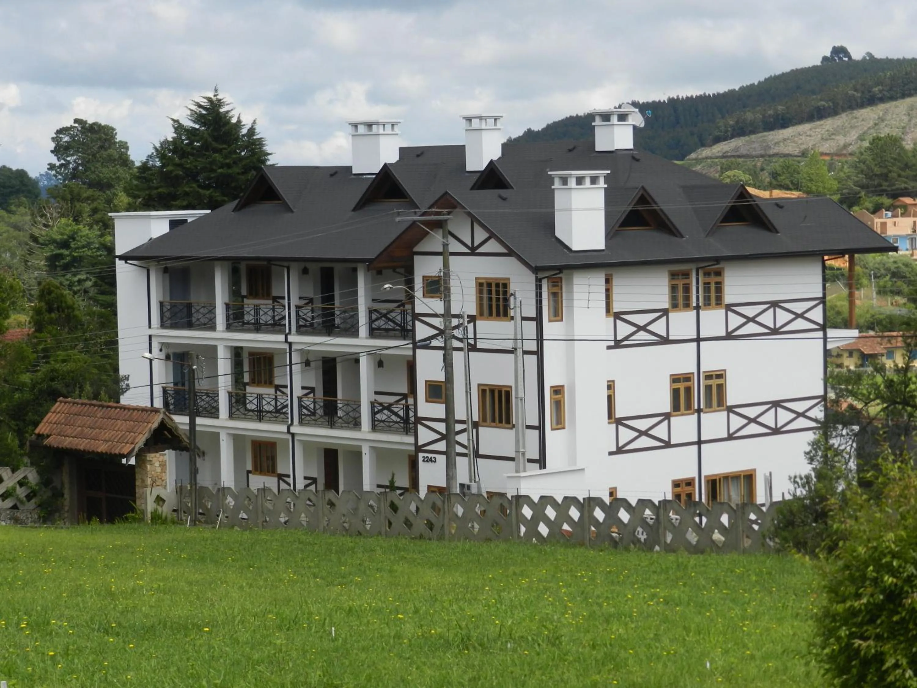 Property building in Hotel Villa Greenberg