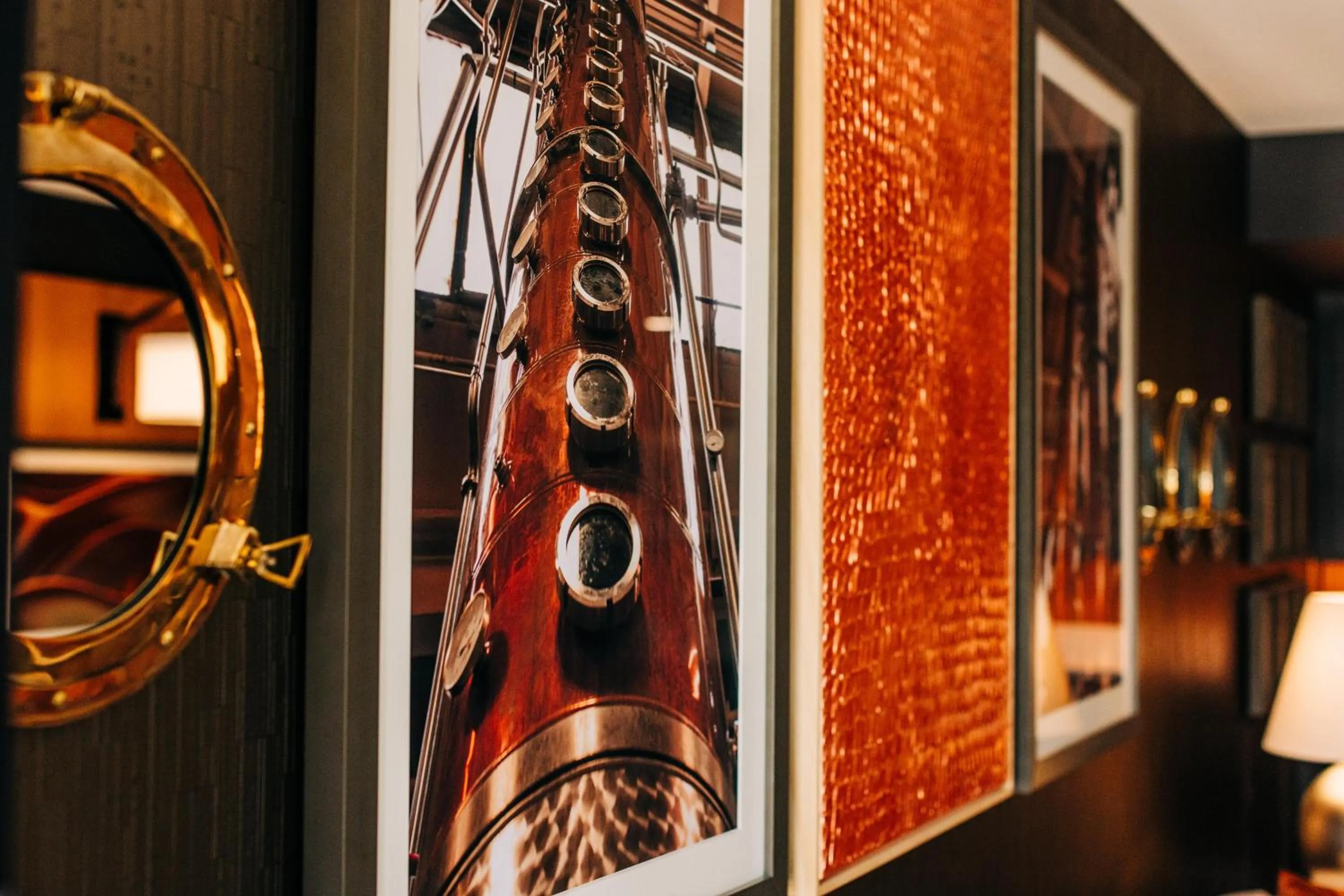 Living room in The Trail Hotel
