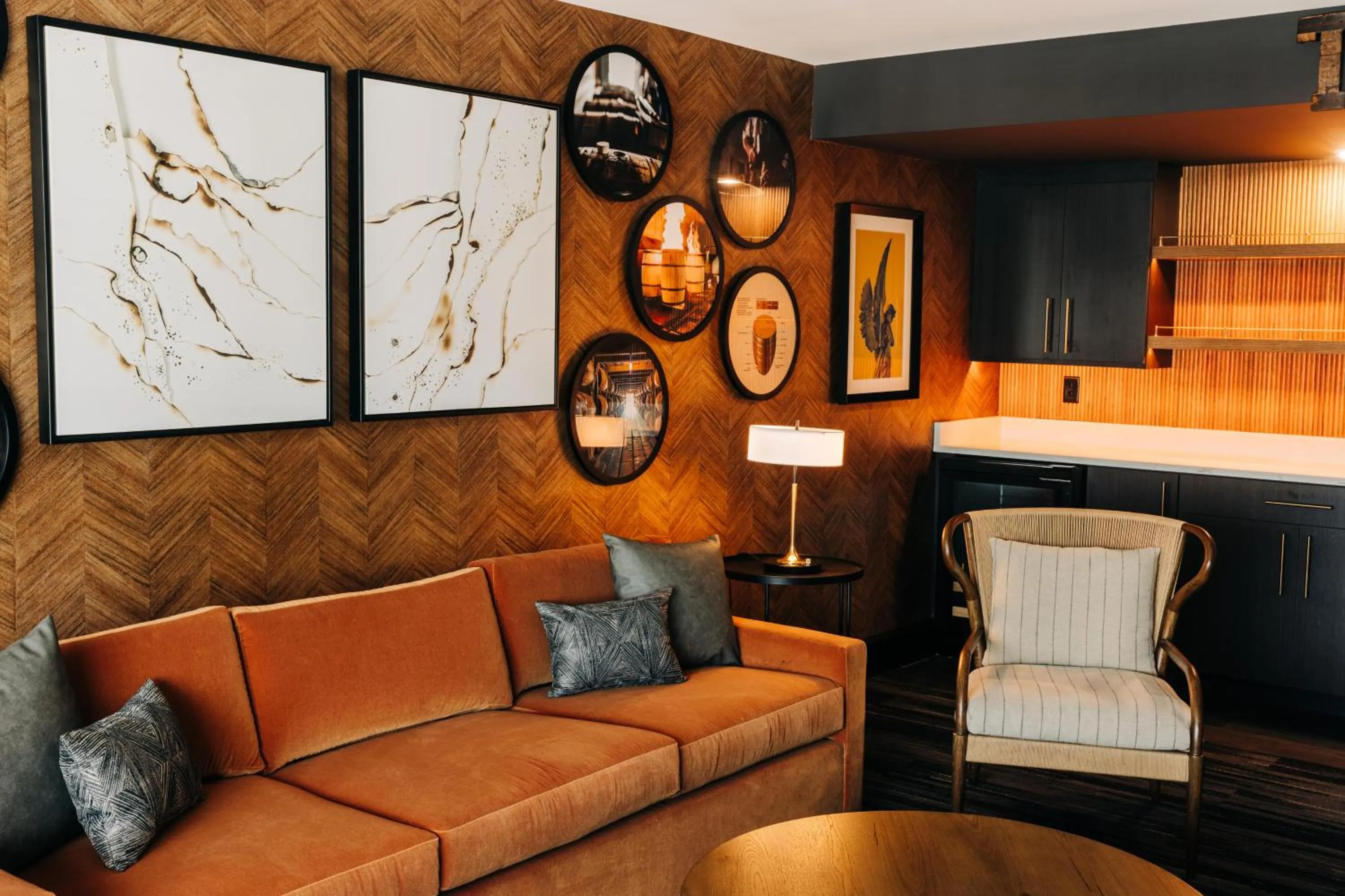 Living room in The Trail Hotel