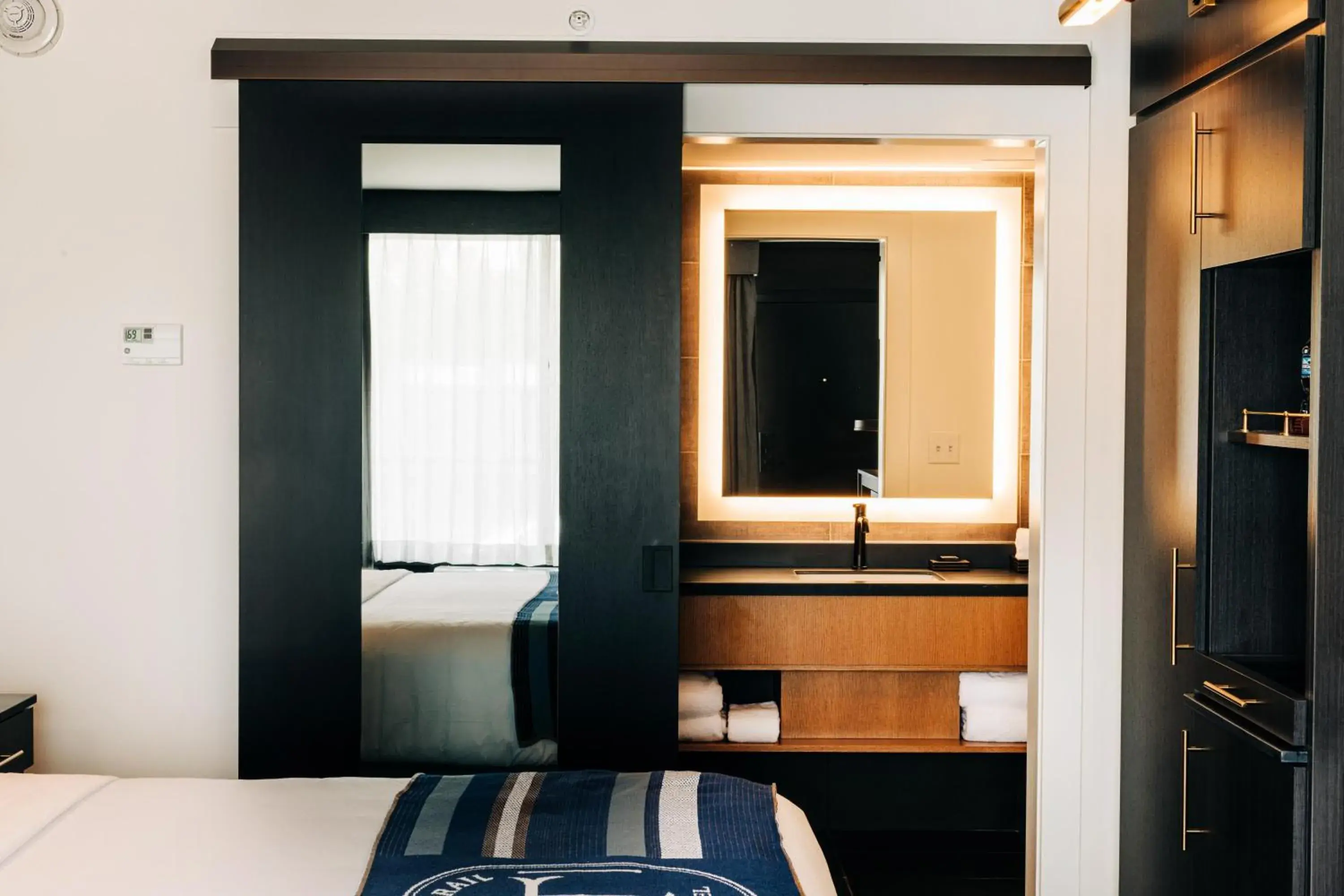 King Room - Disability Access in The Trail Hotel King Room - Disability Access in The Trail Hotel