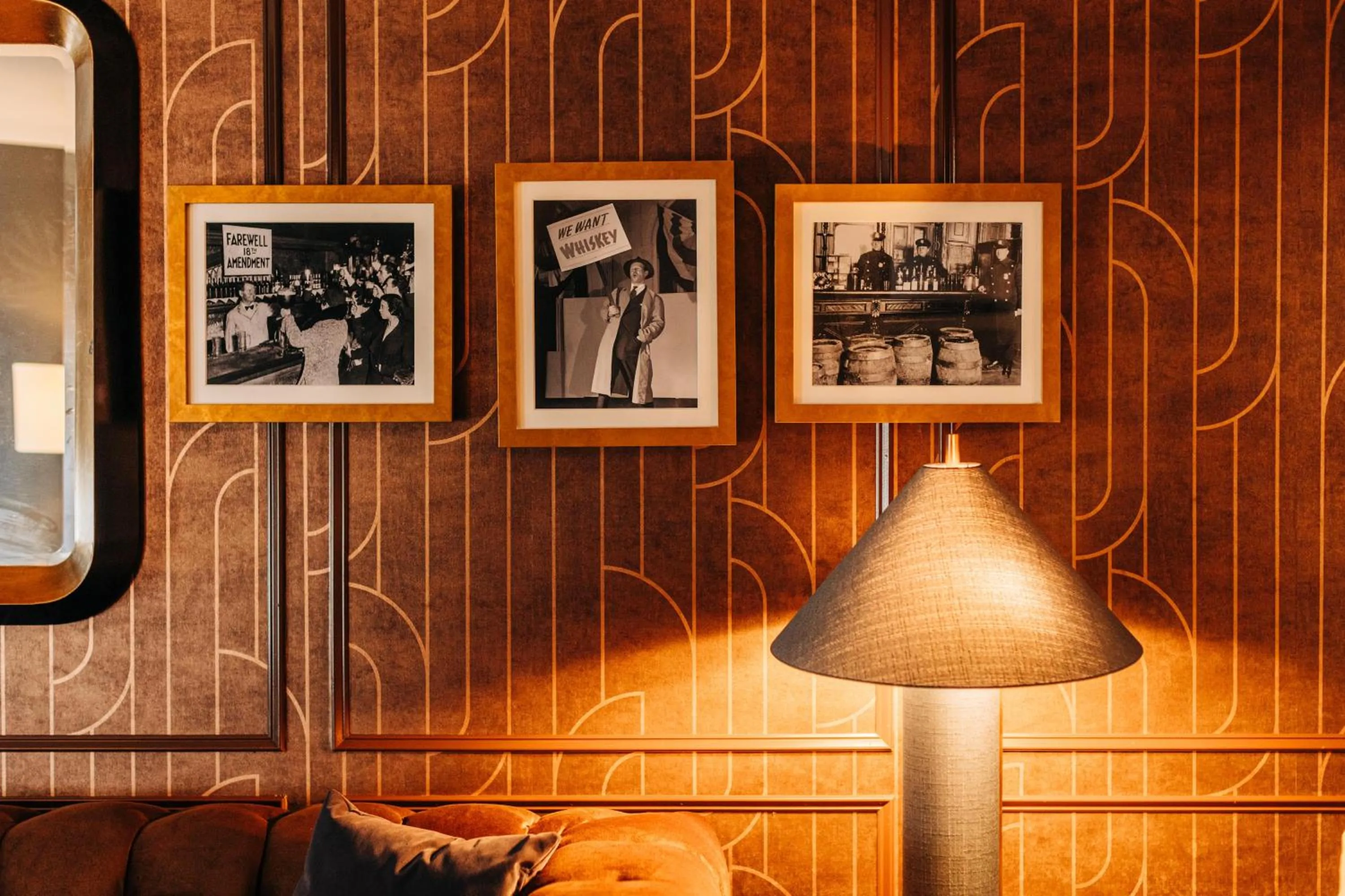 Living room in The Trail Hotel