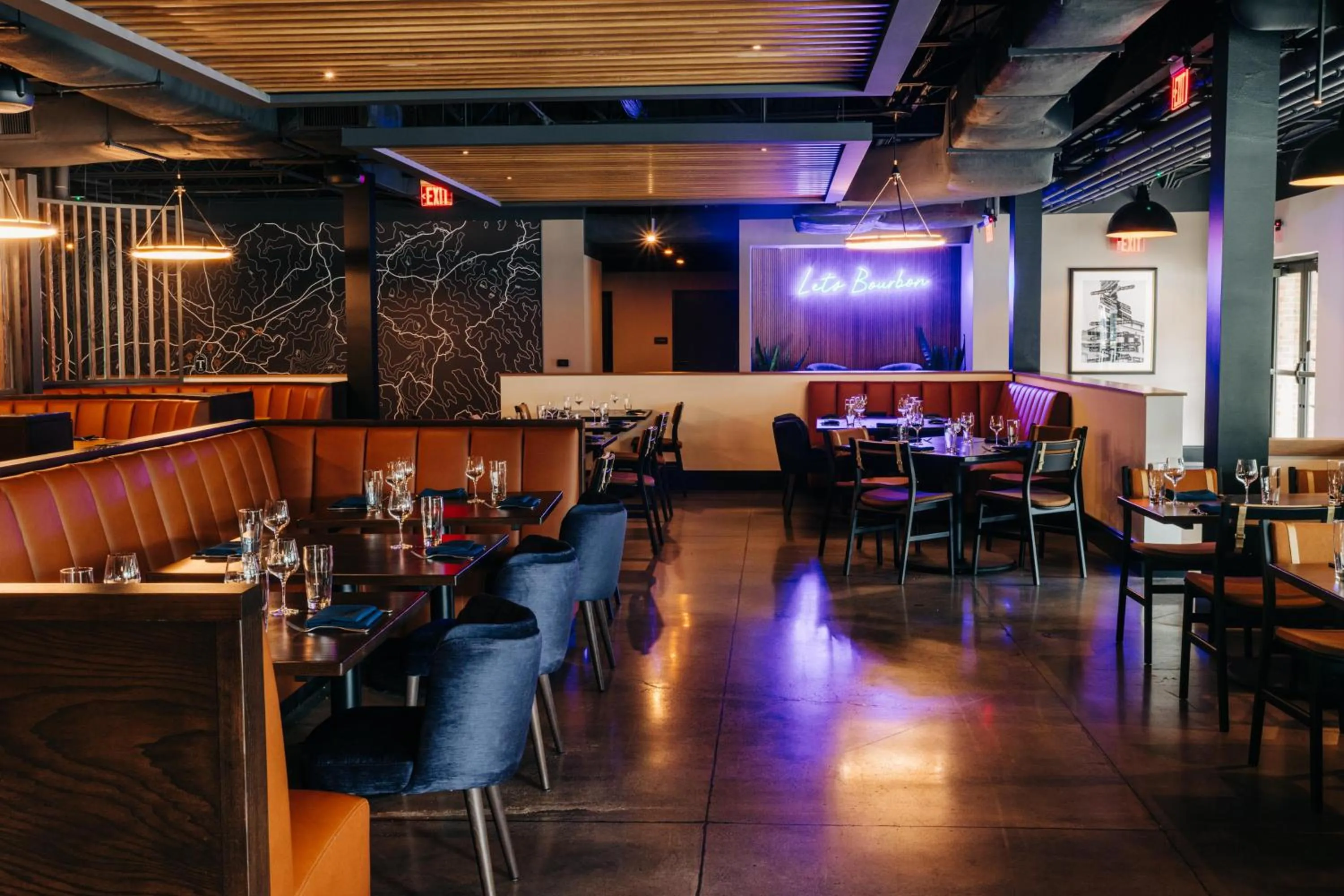 Restaurant/places to eat in The Trail Hotel