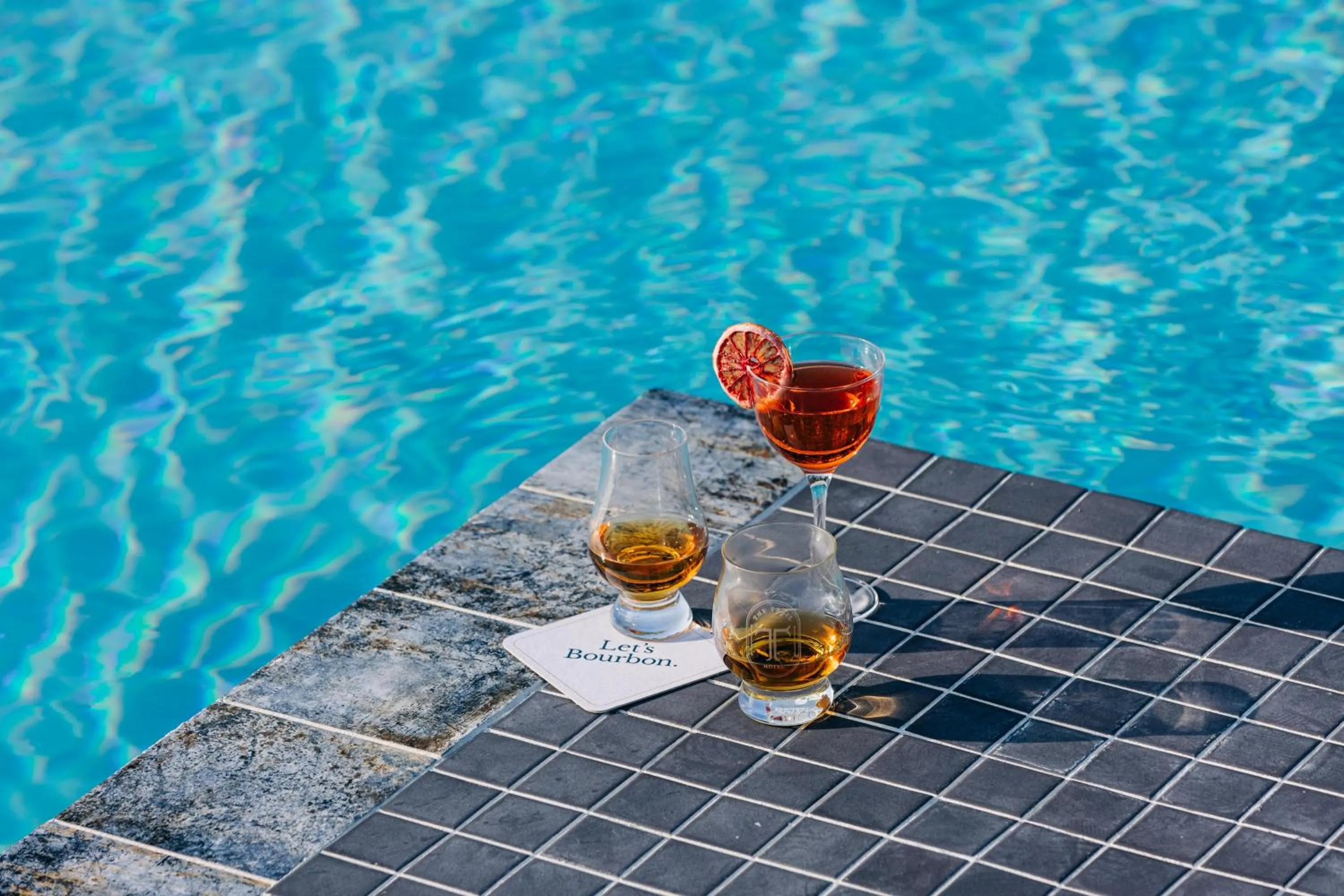 Alcoholic drinks in The Trail Hotel