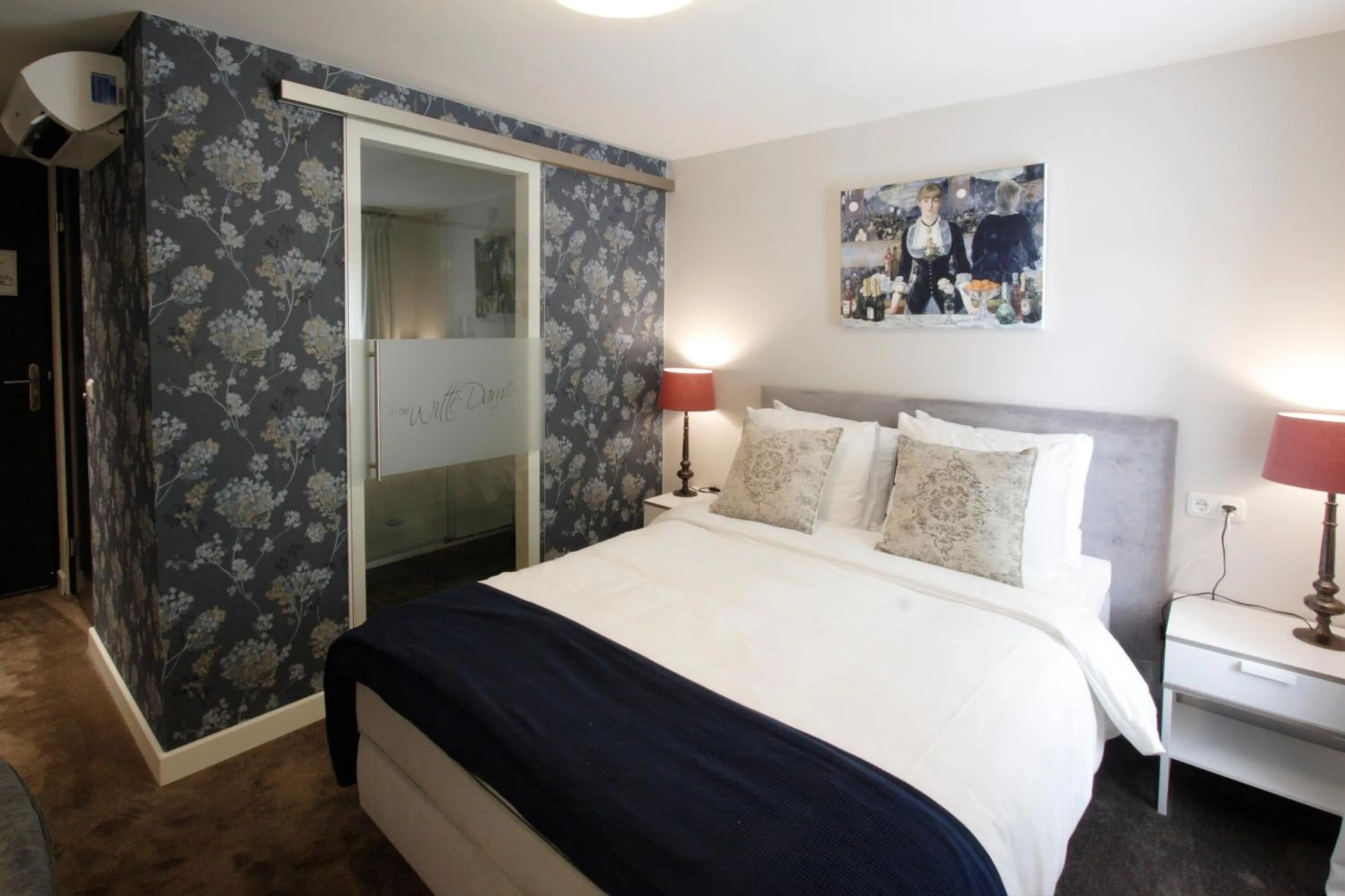 Bedroom, Bed in In de Witte Dame Hotel Bar Kitchen Apartments