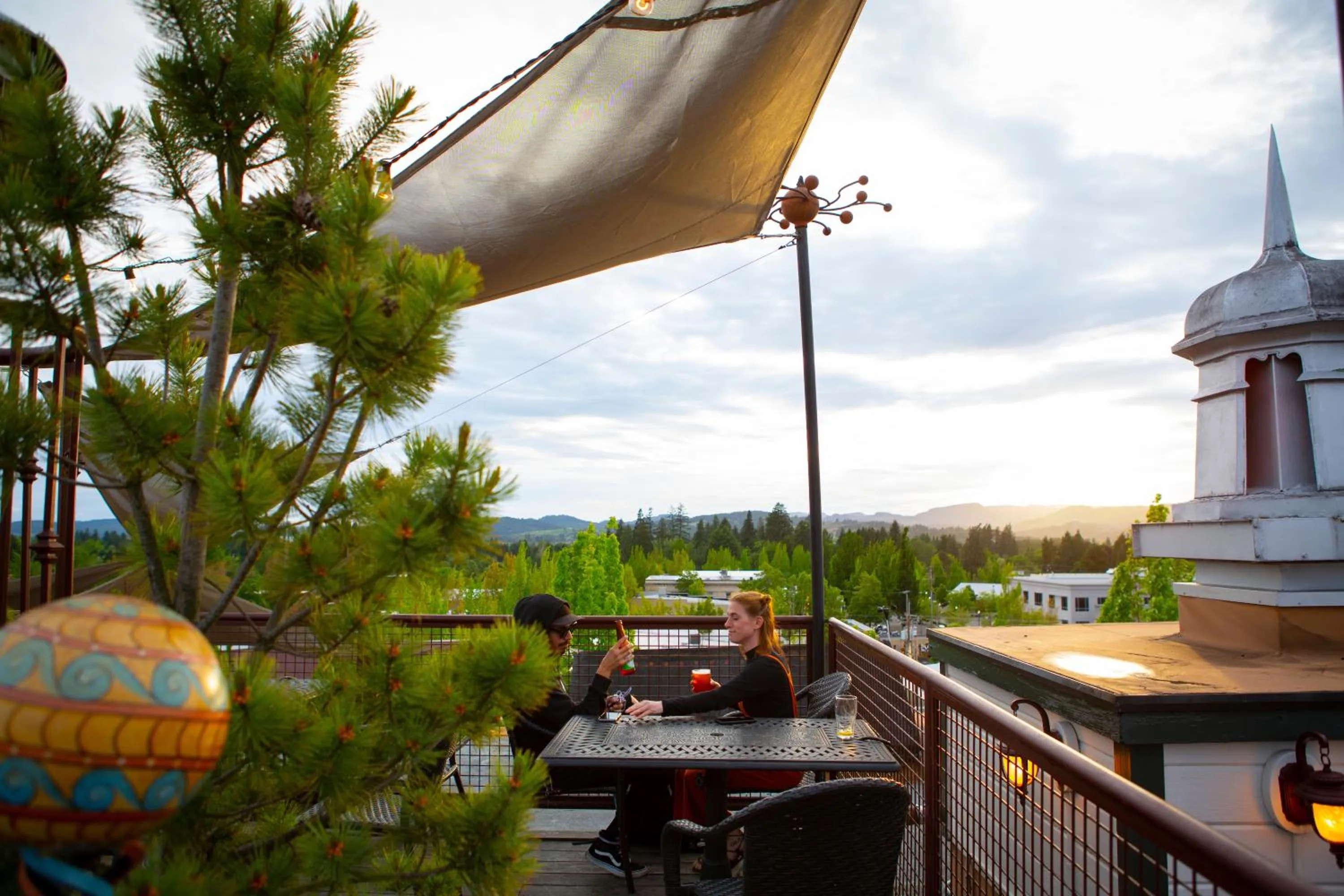 Day in McMenamins Hotel Oregon