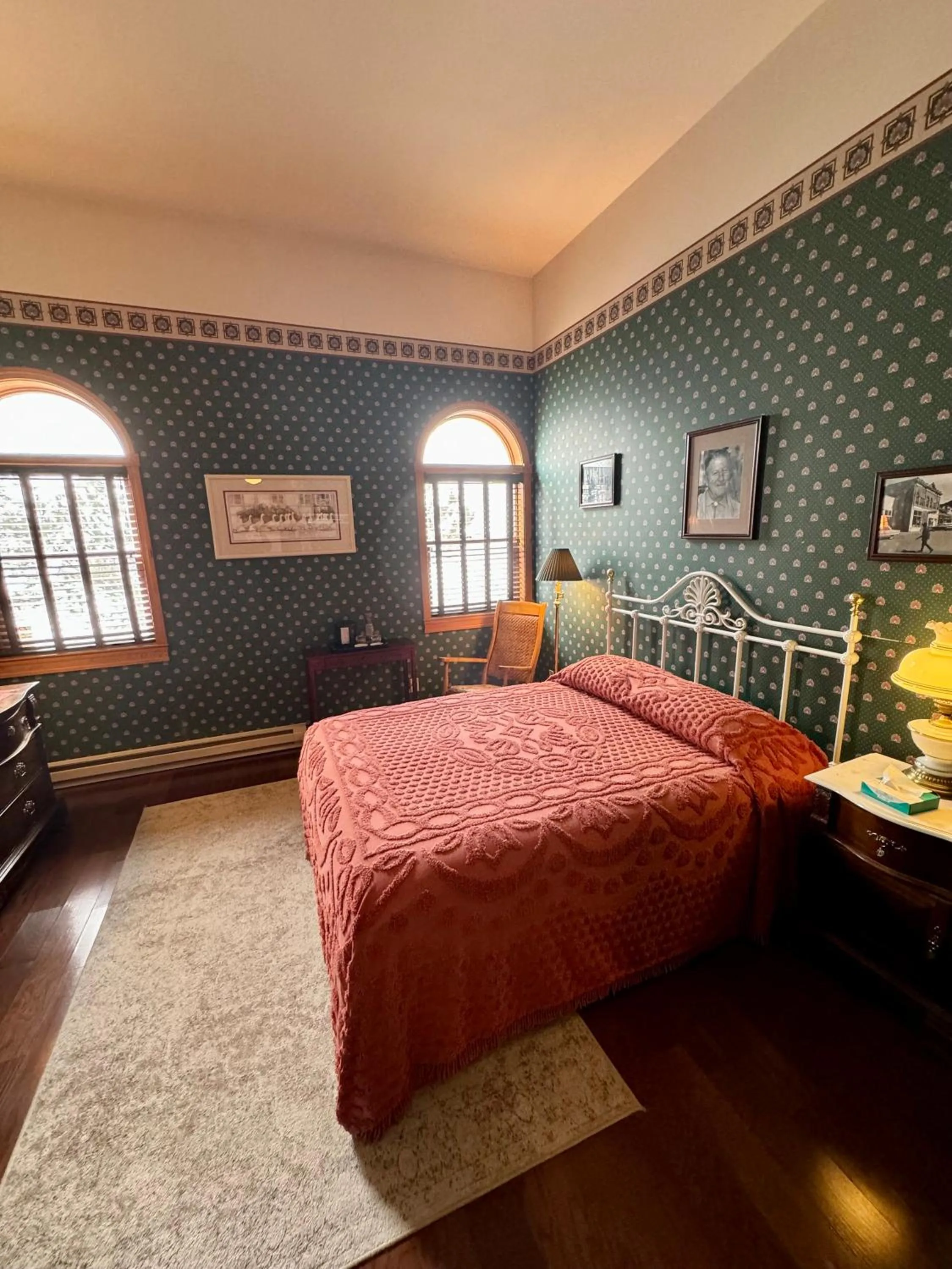 Bed in Cripple Creek Hospitality House