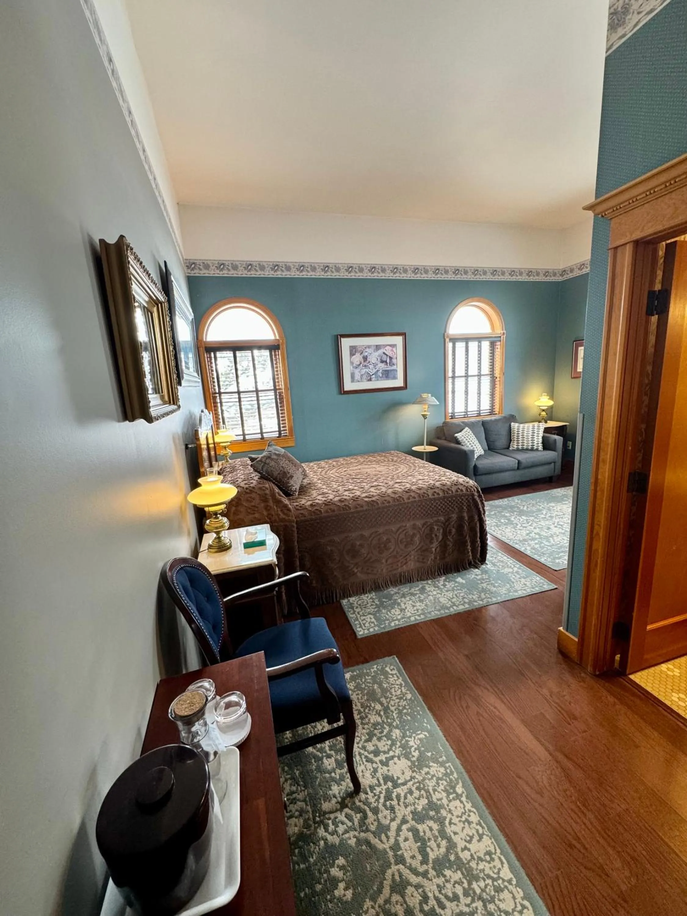 Bed in Cripple Creek Hospitality House