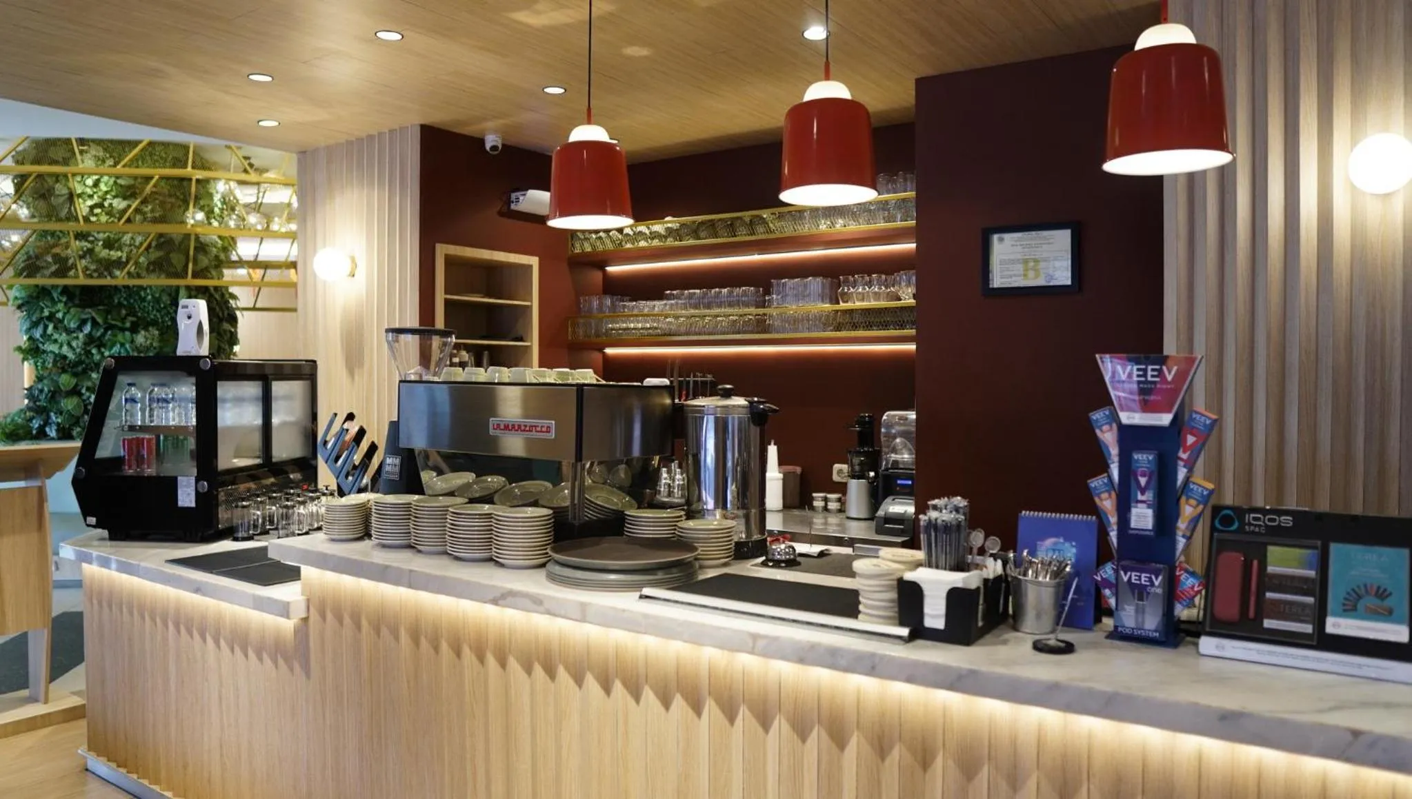 Lounge or bar in New Hollywood hotel