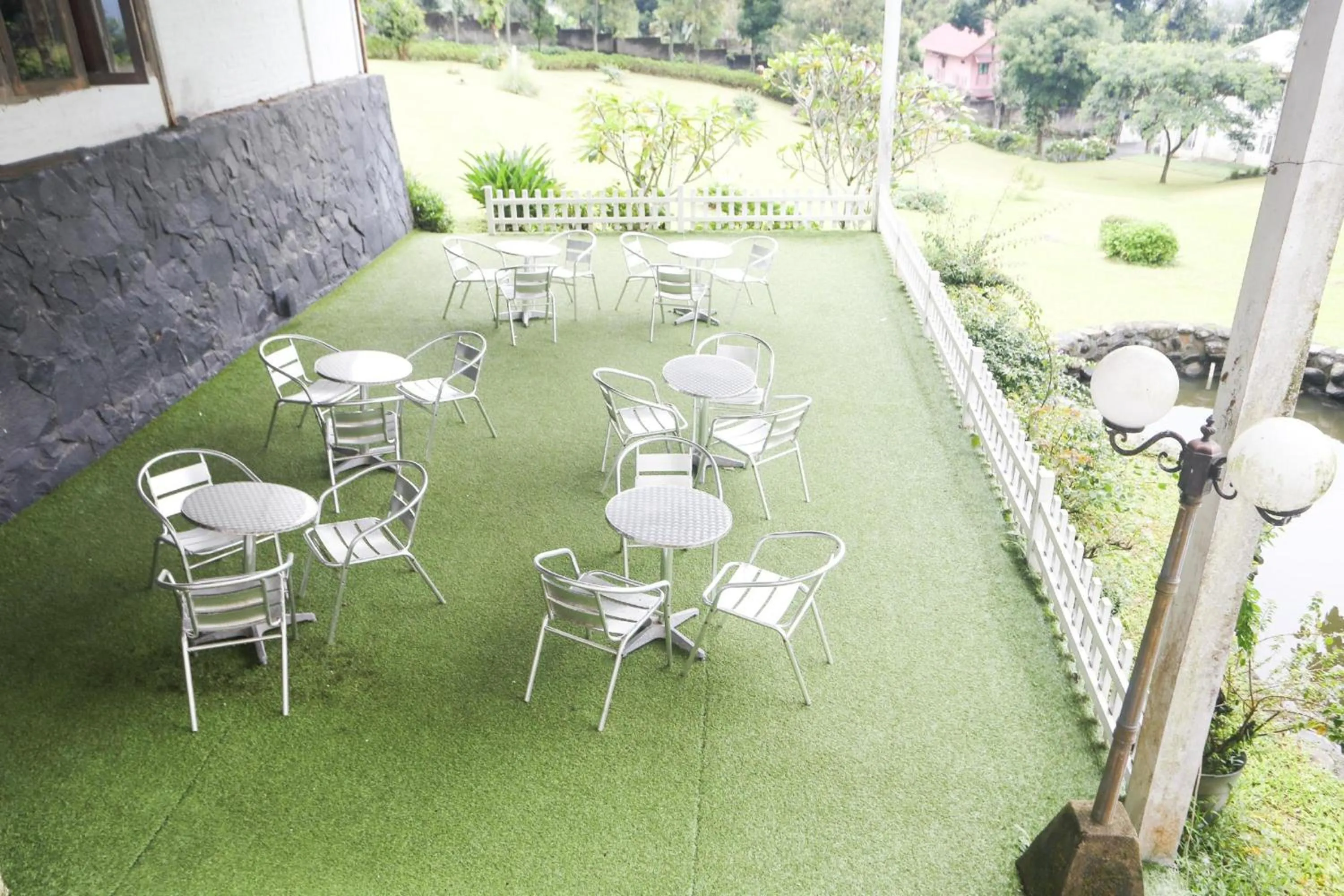 Restaurant/places to eat in Collection O Bogor Puncak Near Gunung Mas Formerly Villa Bunga Bunga