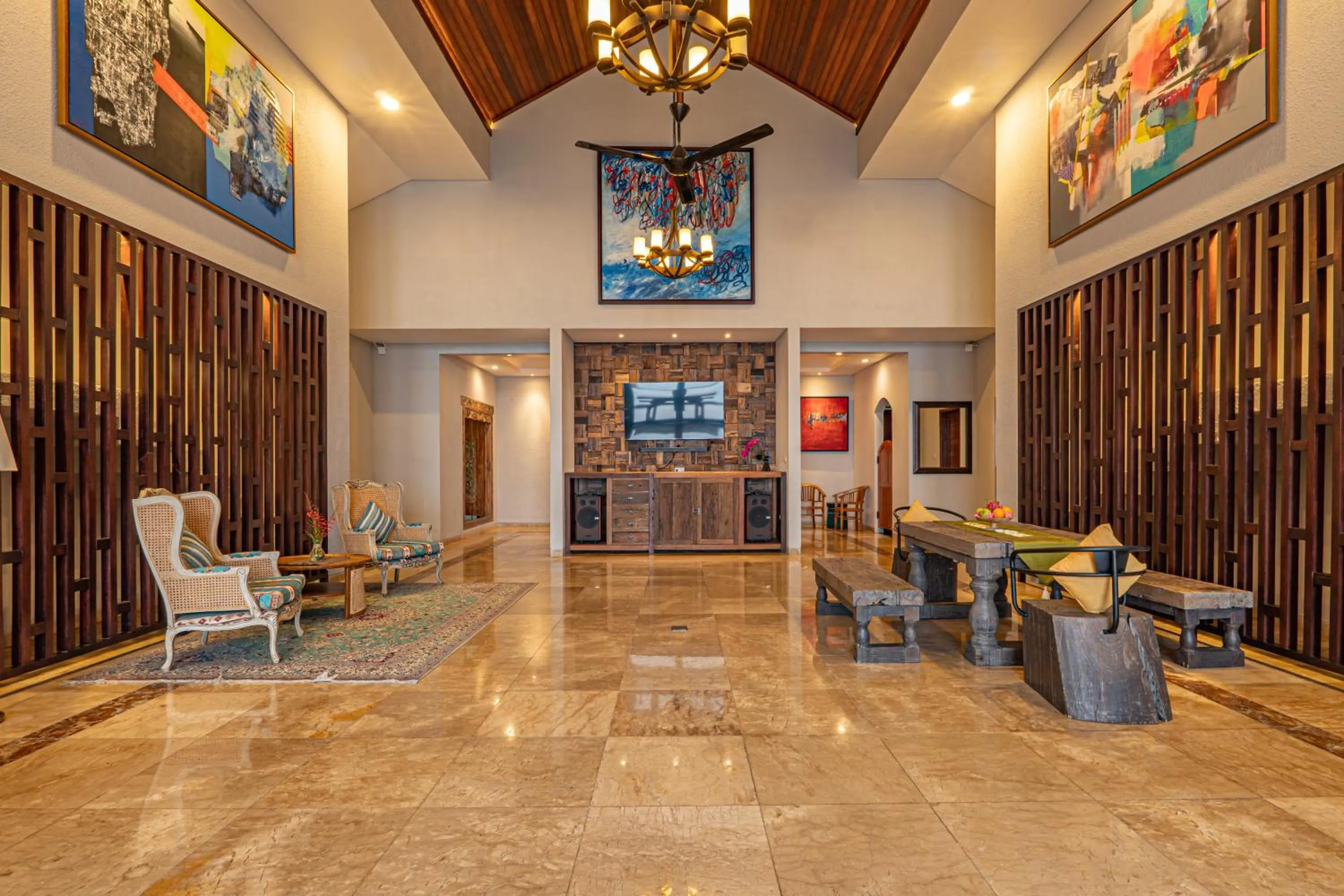 Living room in Seaside Oceana Suites by Mahaprana