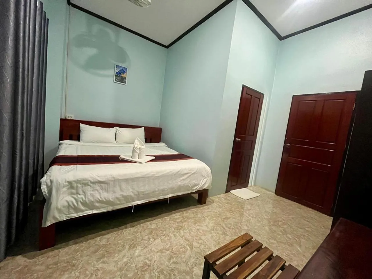 Bedroom, Bed in Smile Guesthouse VangVieng